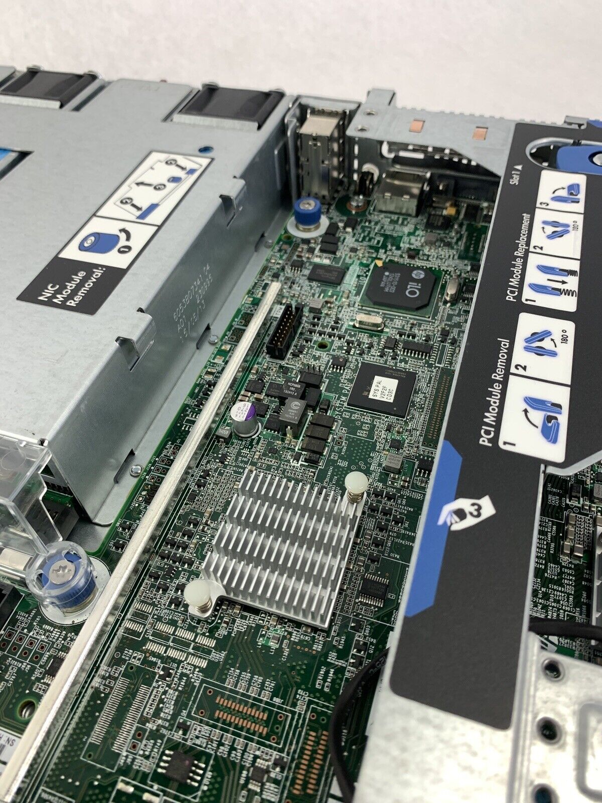 HP ProLiant DL360 Gen9 Server E5-2620 v3 2 GHz 32 GB RAM NO HDD NO OS