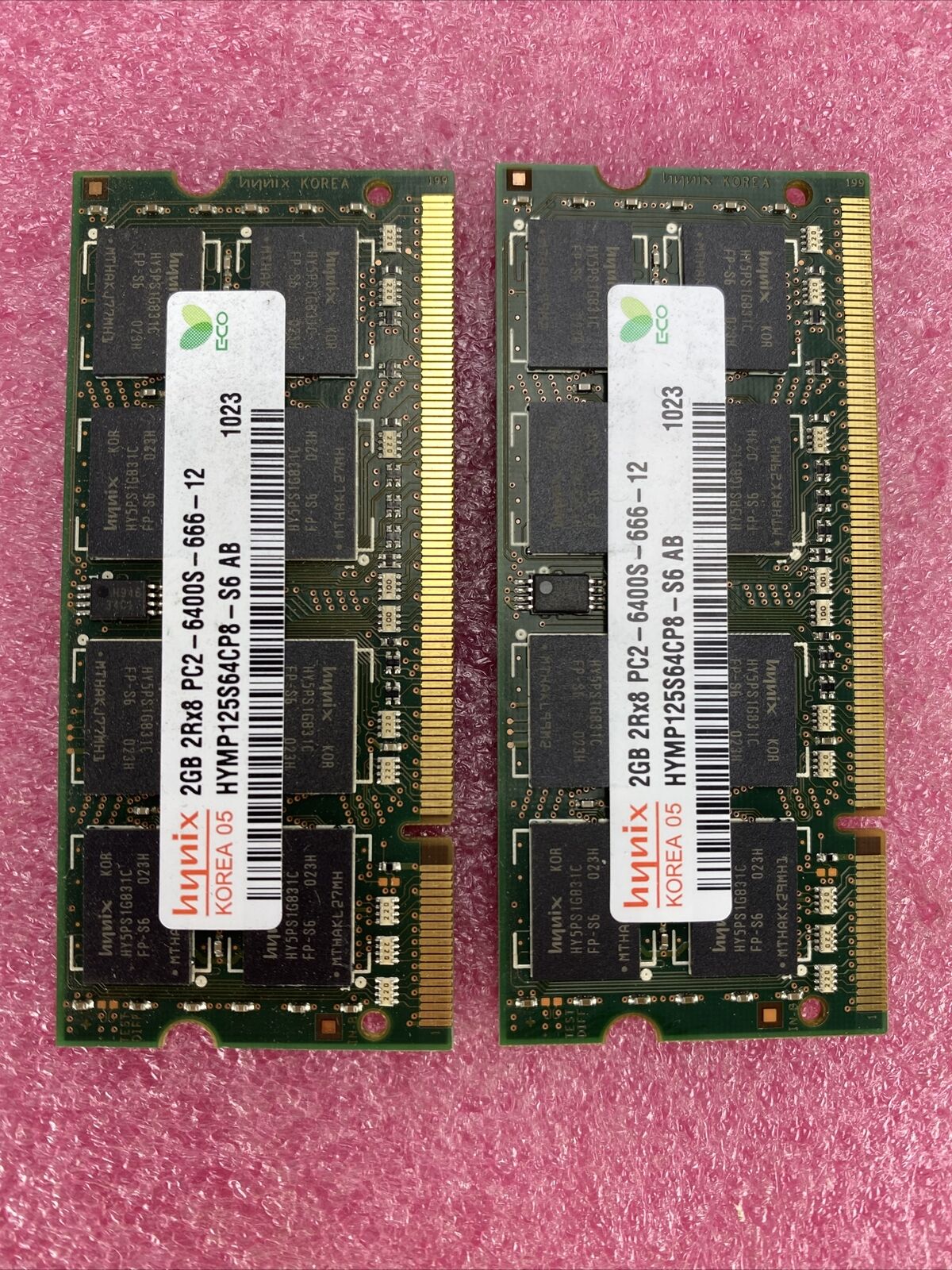 Lot( 2 ) 2GB Hynix HYMP125S64CP8-S6 PC2-6400 800MHz SO-DIMM DDR2
