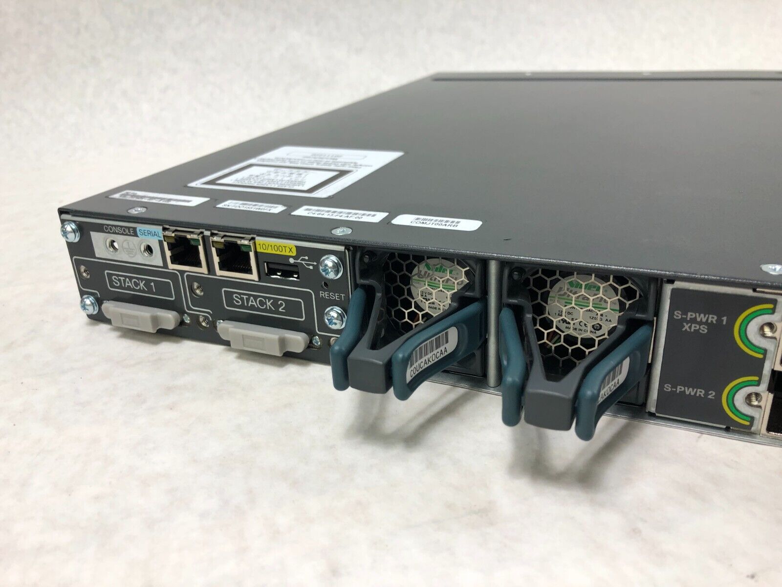 Cisco Catalyst WS-C3750X-48T-S 48 x Gigabit Ethernet 4 x SFP Managed Switch