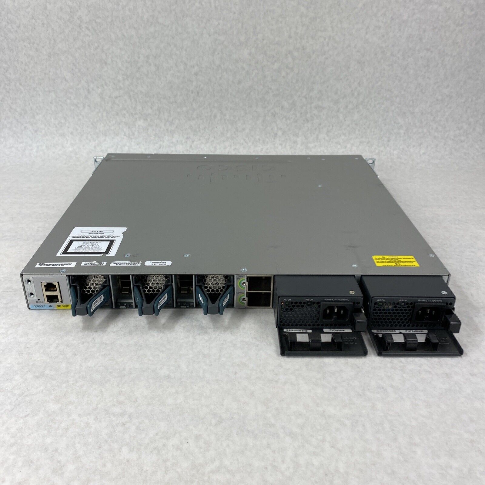Cisco WS-C3850-48PW-S V04 Catalyst 3850 48 PoE+ LAN Network Switch Two PSU