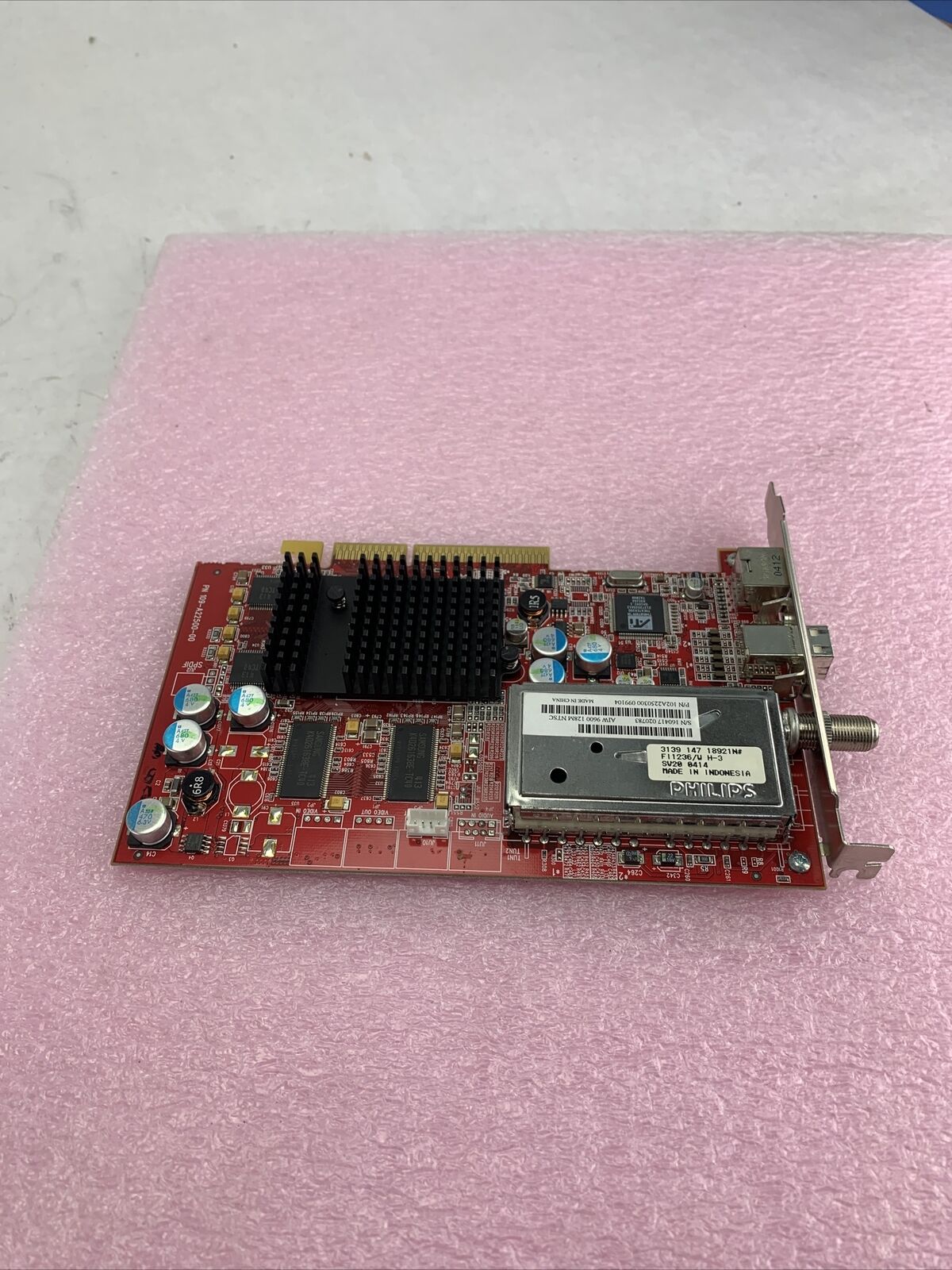 102A2250300 ATI X1300 256MB AGP AV-Out/ TV Tuner Video Graphics Card