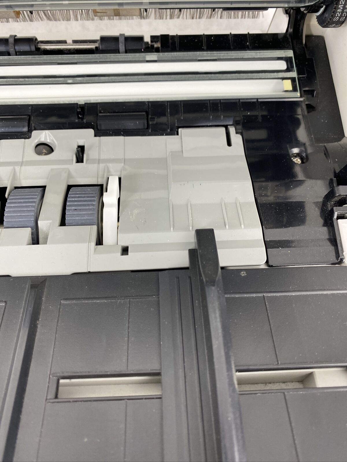 Fujitsu PA03540–B055 fi-6130 Color Document/Image Scanner NO POWER SUPPLY