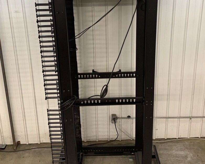 Siemen Vertipod Server Rack 45U Vp2-0AC111 Left Side No Panels