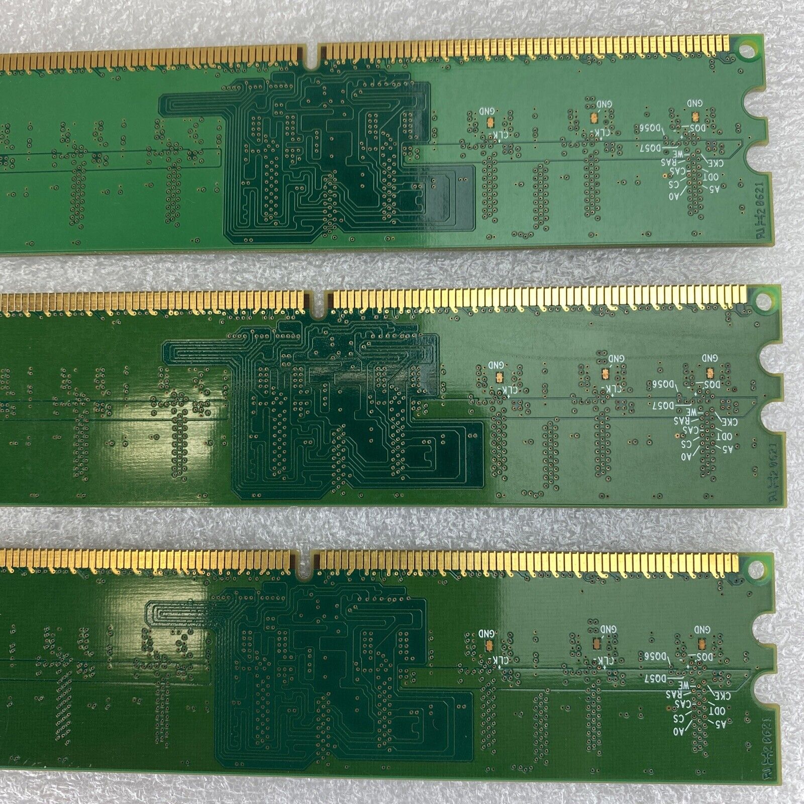 3x 512MB Infineon HYS64T64000HU-3.7-A 1Rx8 PC2-4200U-444-11-A1 desktop RAM