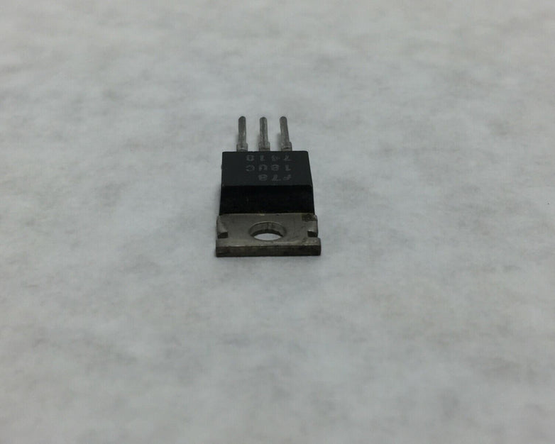 NOS  Fairchild  7818UC Positive Voltage Regulator  Lot of 7