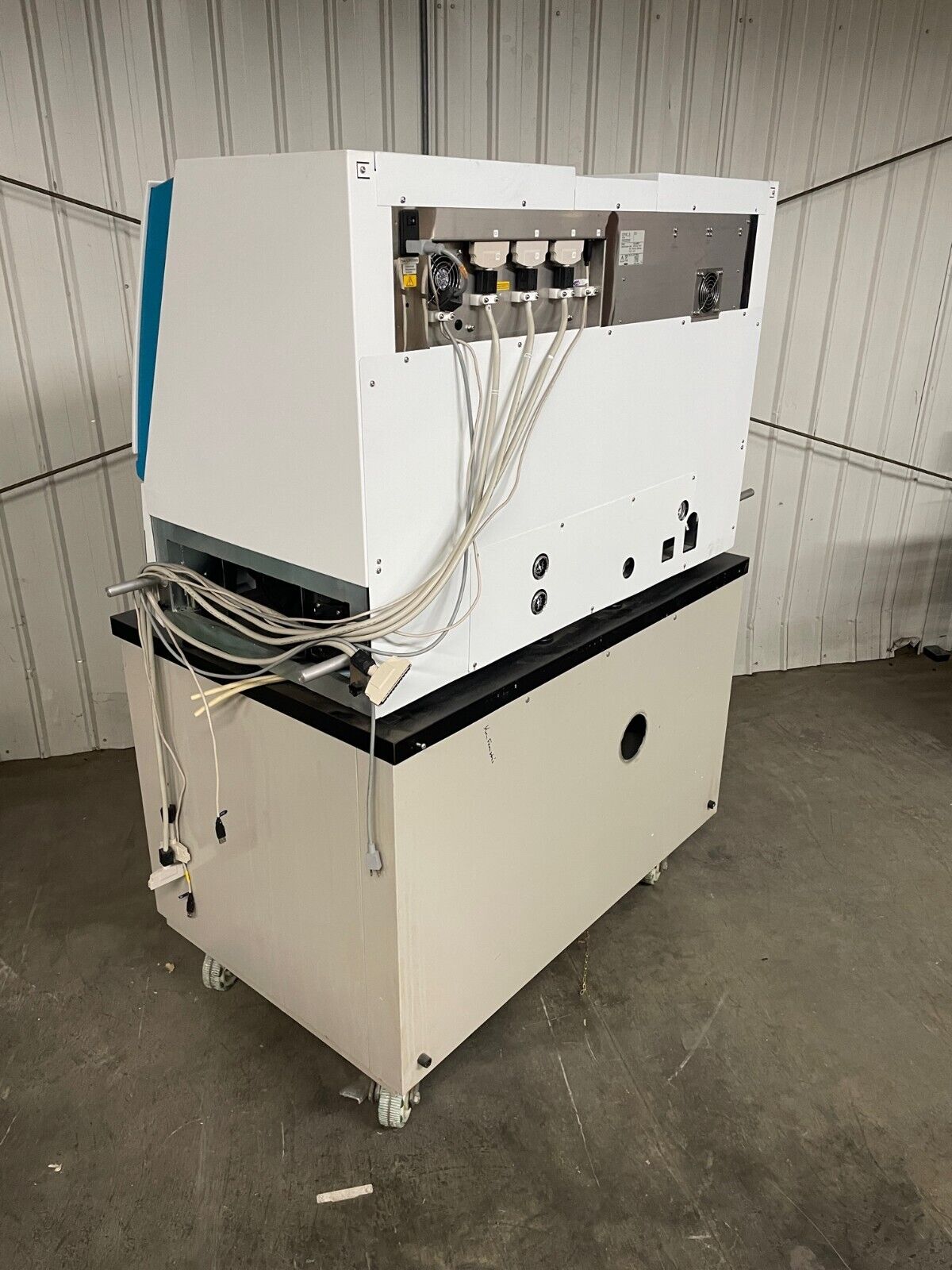 Gyros AB Gyrolab xP Immunoassays Laboratory Analysis System, GW10107, 2011