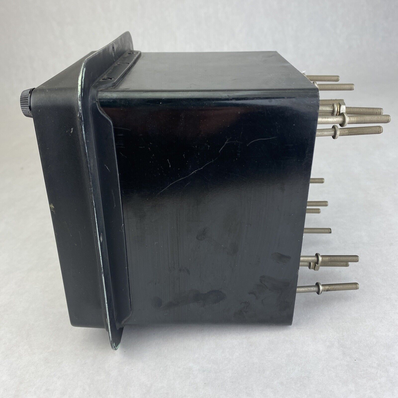 GE 12HFA151A2F Type HFA 5.5x6" 125VDC wall mount auxiliary relay
