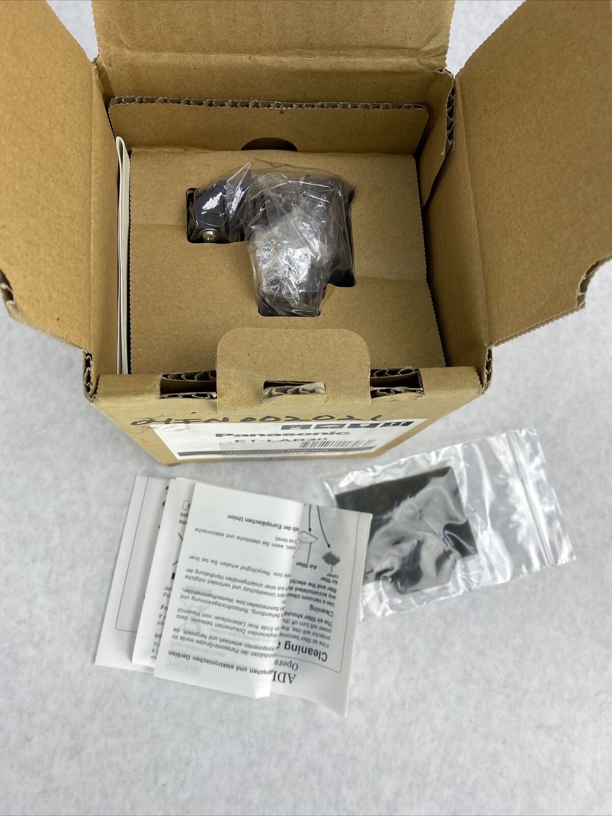 Sharp AN-D350LP Replacement Projector Lamp Bulb NOS 1130200054