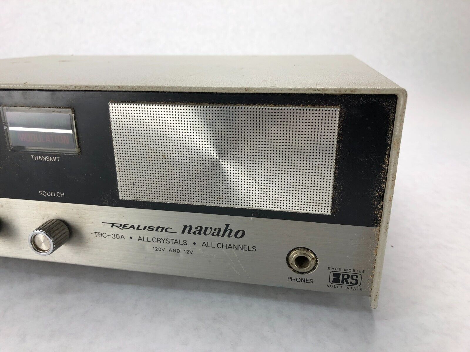 Vintage Realistic Navaho 23 Channel CB Base Transceiver Model TRC-30A Untested