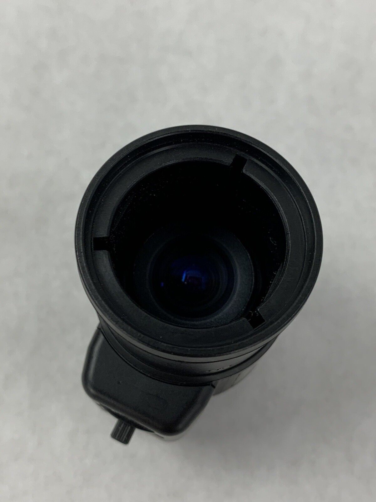 Fujinon YV5x2.7R4B-2  1:1.3/2.7mm-13.5mm Lens