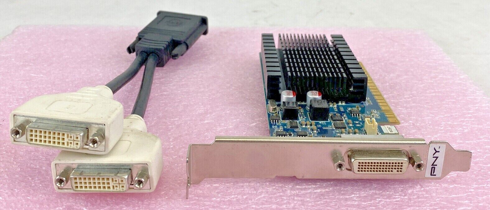 PNY GeForce 8400GS 1GB DDR3 DMS-59 PCI-E 2.0 Video Card w/ Molex DSM-59 to DVI