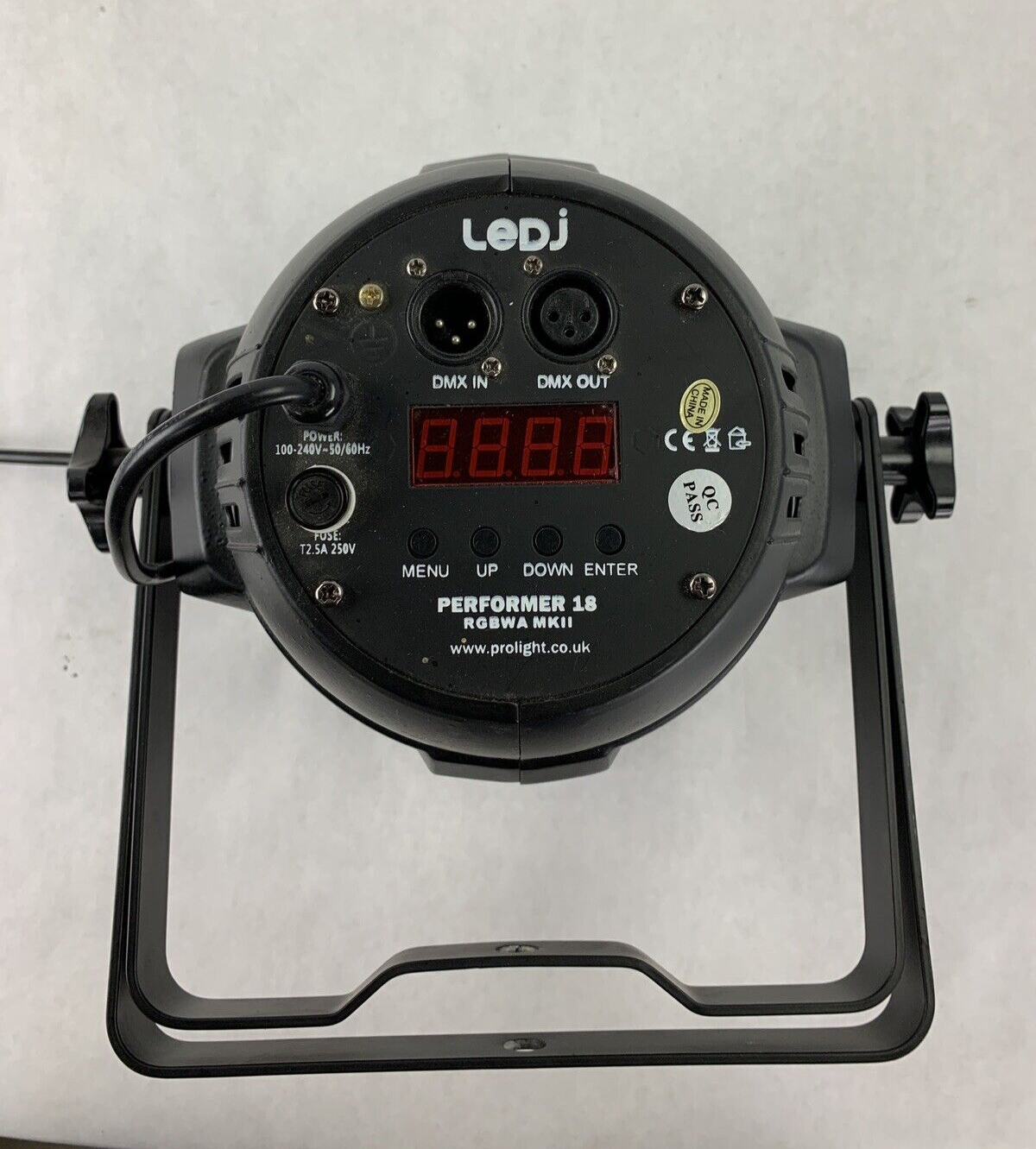 LEDJ Performer 18 RGBWA MKII 100-240V 50/60Hz LEDJ242A