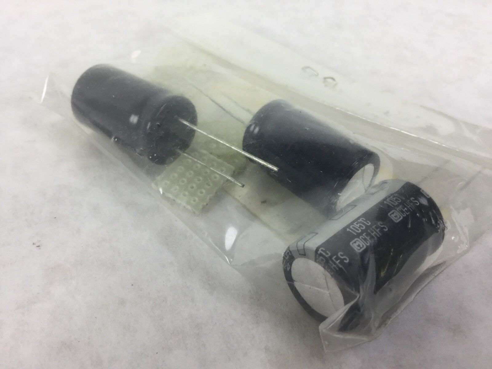 VINTAGE NEW Capacitors P1248-ND, 470UF 50V HFS CAP, Lot of 3, NEW