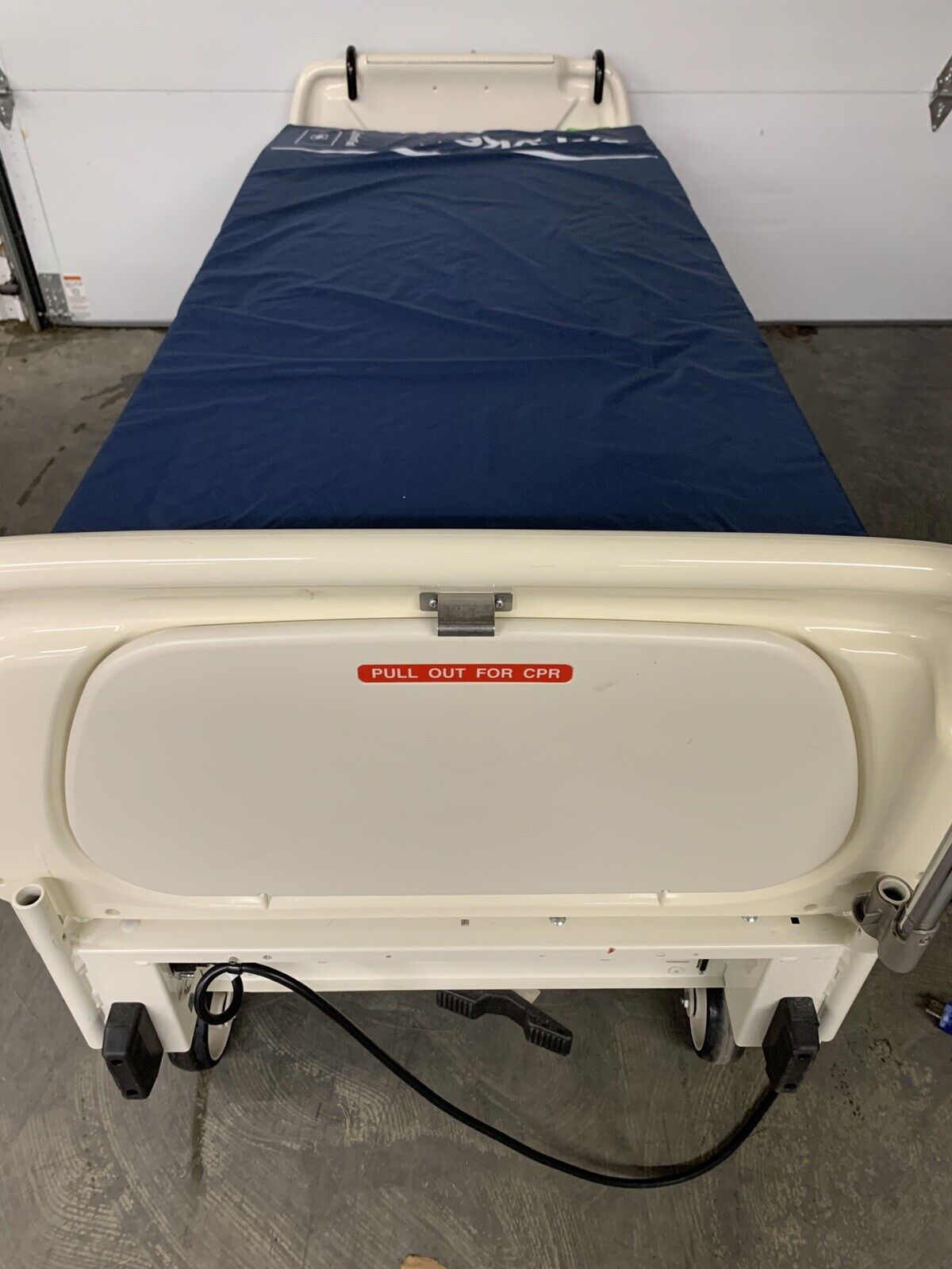 Stryker Epic Bed 2030 Critical Care Hospital Bed Comfort Gel Mattress For Parts