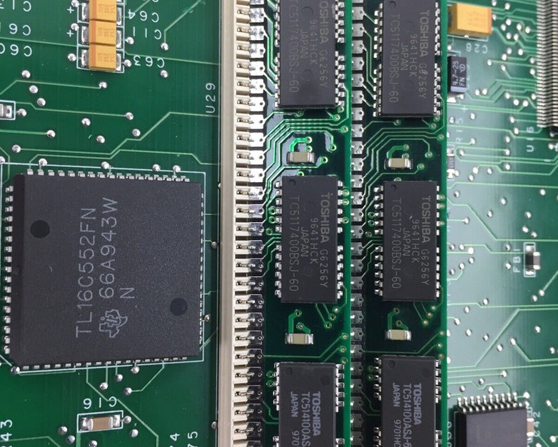 Circuit Board - Chips B0915X-01XX 9513 F82C836 - 609249 - Untested