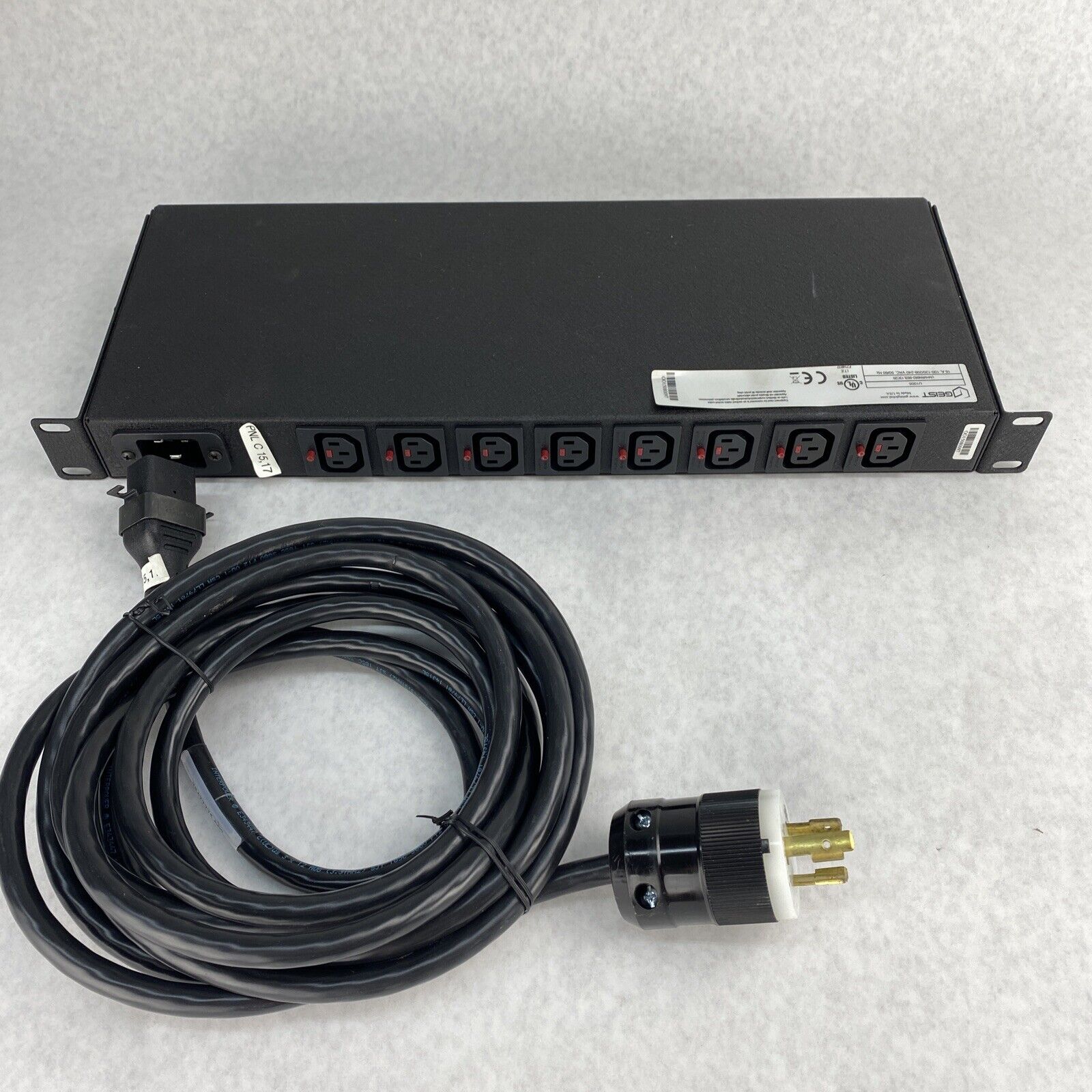 Geist UVHVRN082-002L13C20 Horizontal PDU 100 to 125V 200 to 240V 16/20A