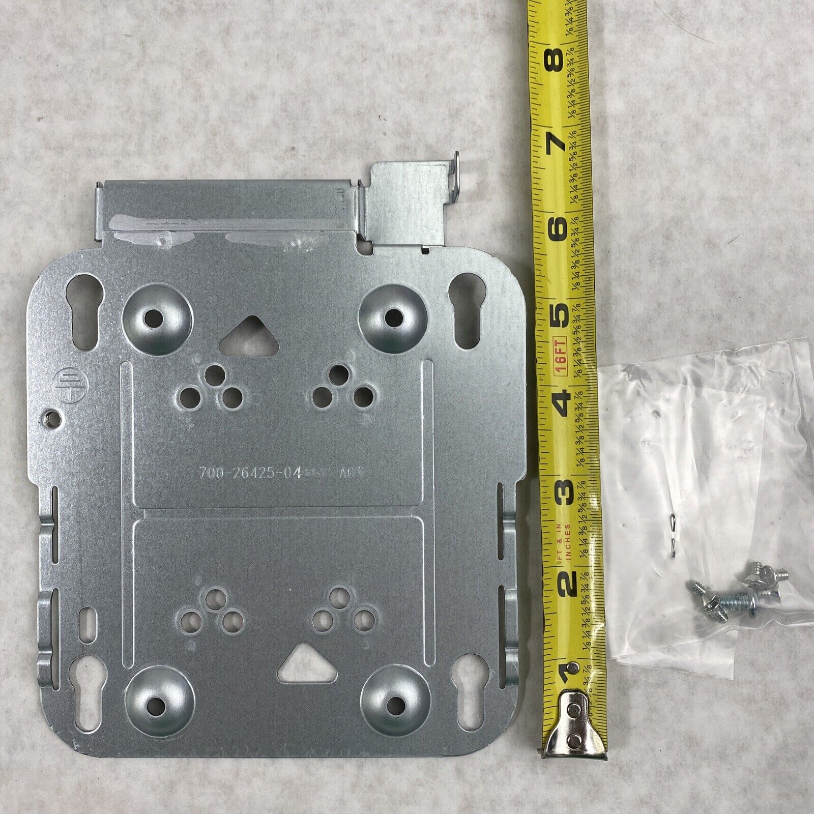 Cisco Mounting BRACKET PLATE 4A0* ONLY Access Points 69-2160-03 AIR-AP-BRACKET-1