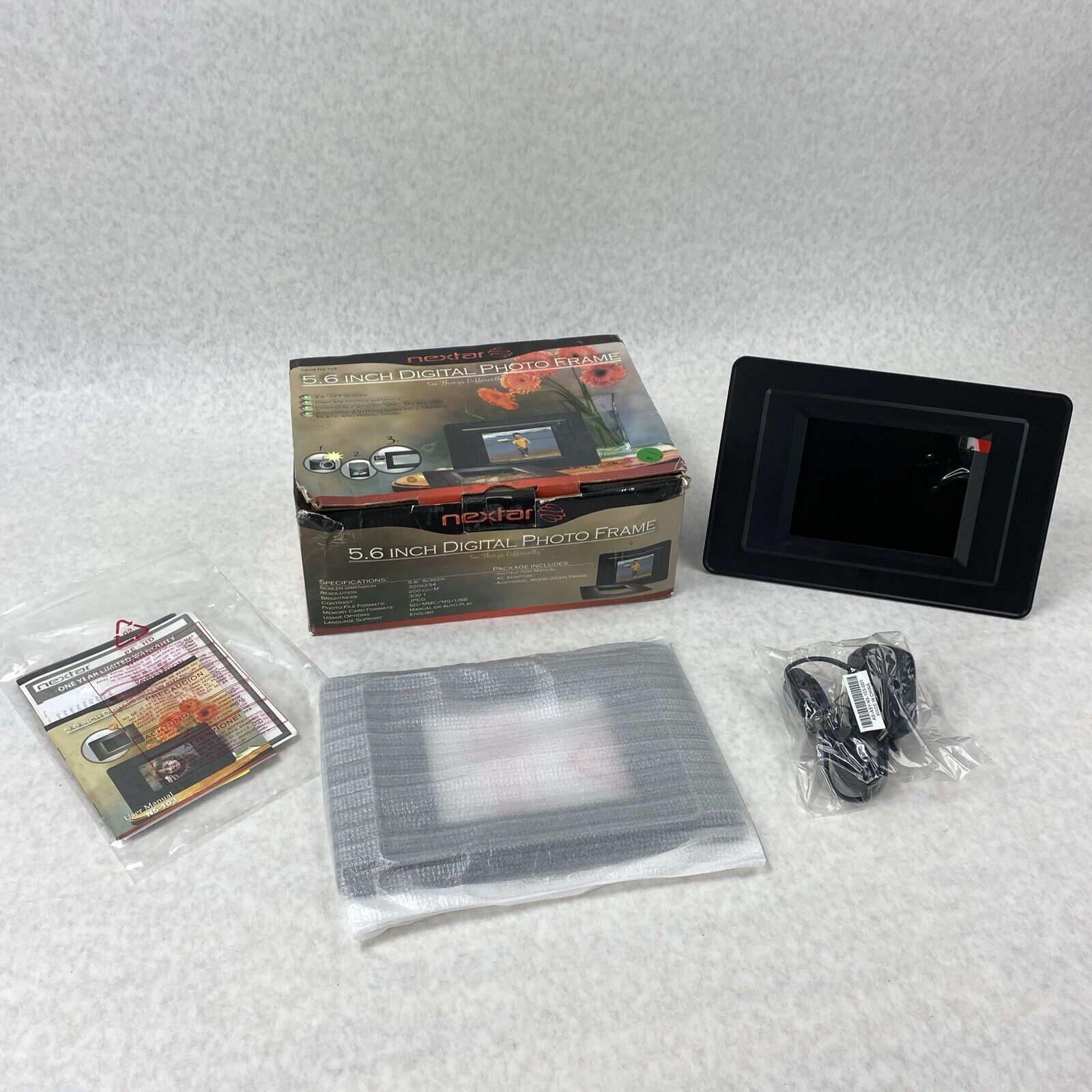 Nextar N5-103  5.6" Digital Photo Frame Bundle