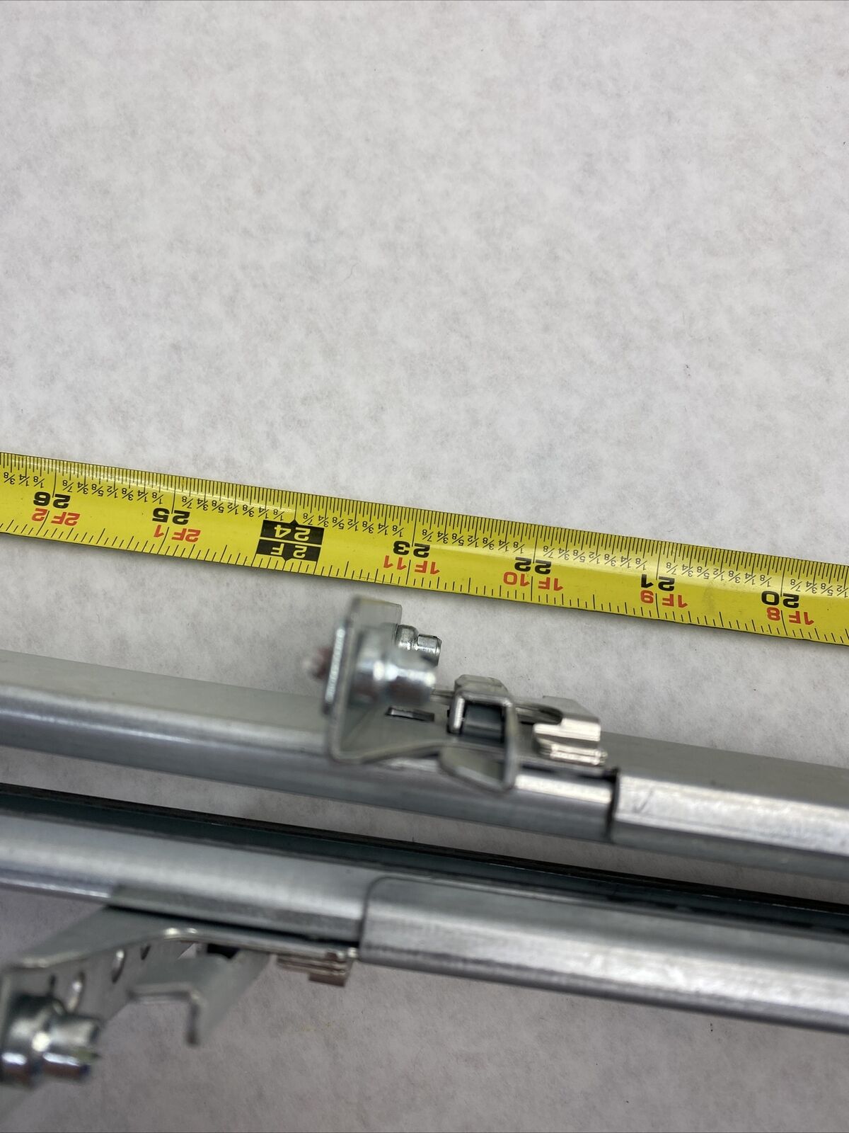 Lot( 2 ) Foxconn 487244-001 487250-001 487259-001 Rails 23 to 37 inches