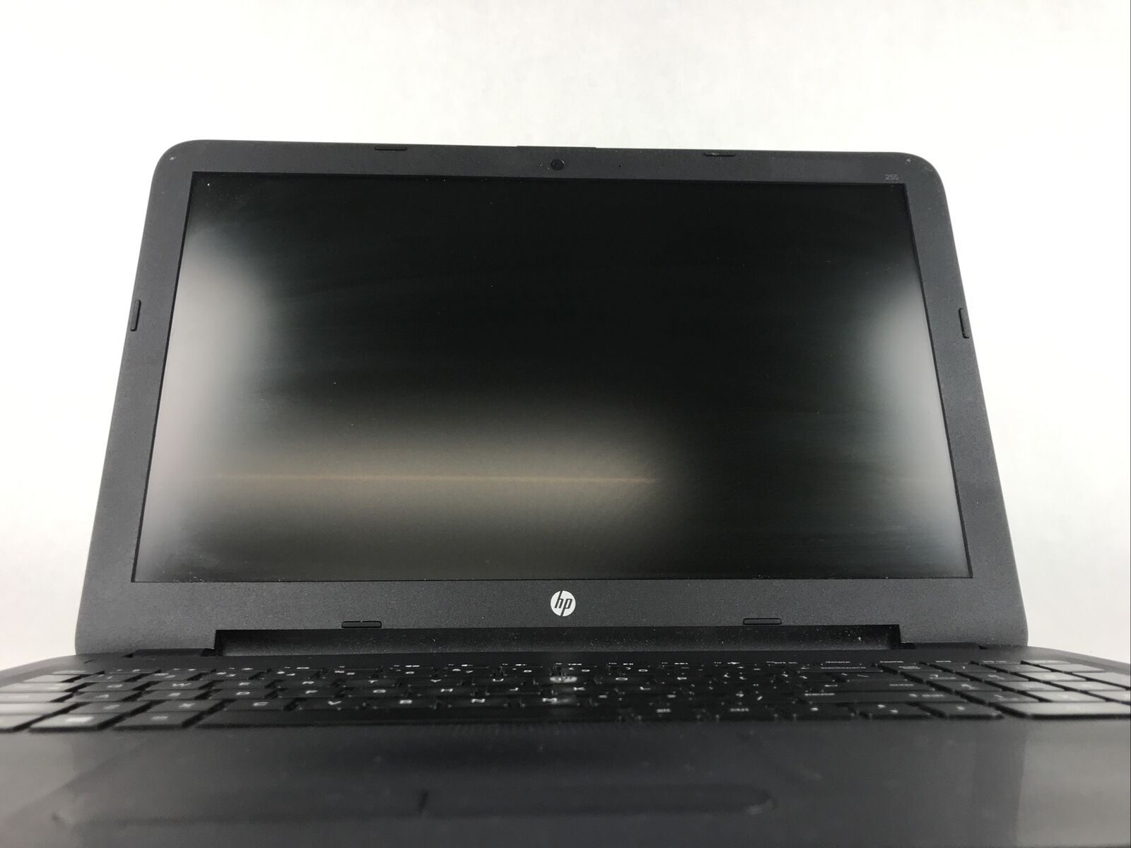 HP 255 G4 Notebook 15.6" - AMD A6-6310 @1.8GHz - 4GB RAM NO HDD NO OS NO BATTERY