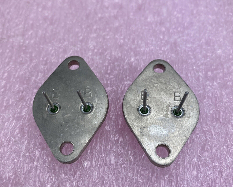 Lot( 2 ) Motorola 2N4913 Bipolar Transistor 7713