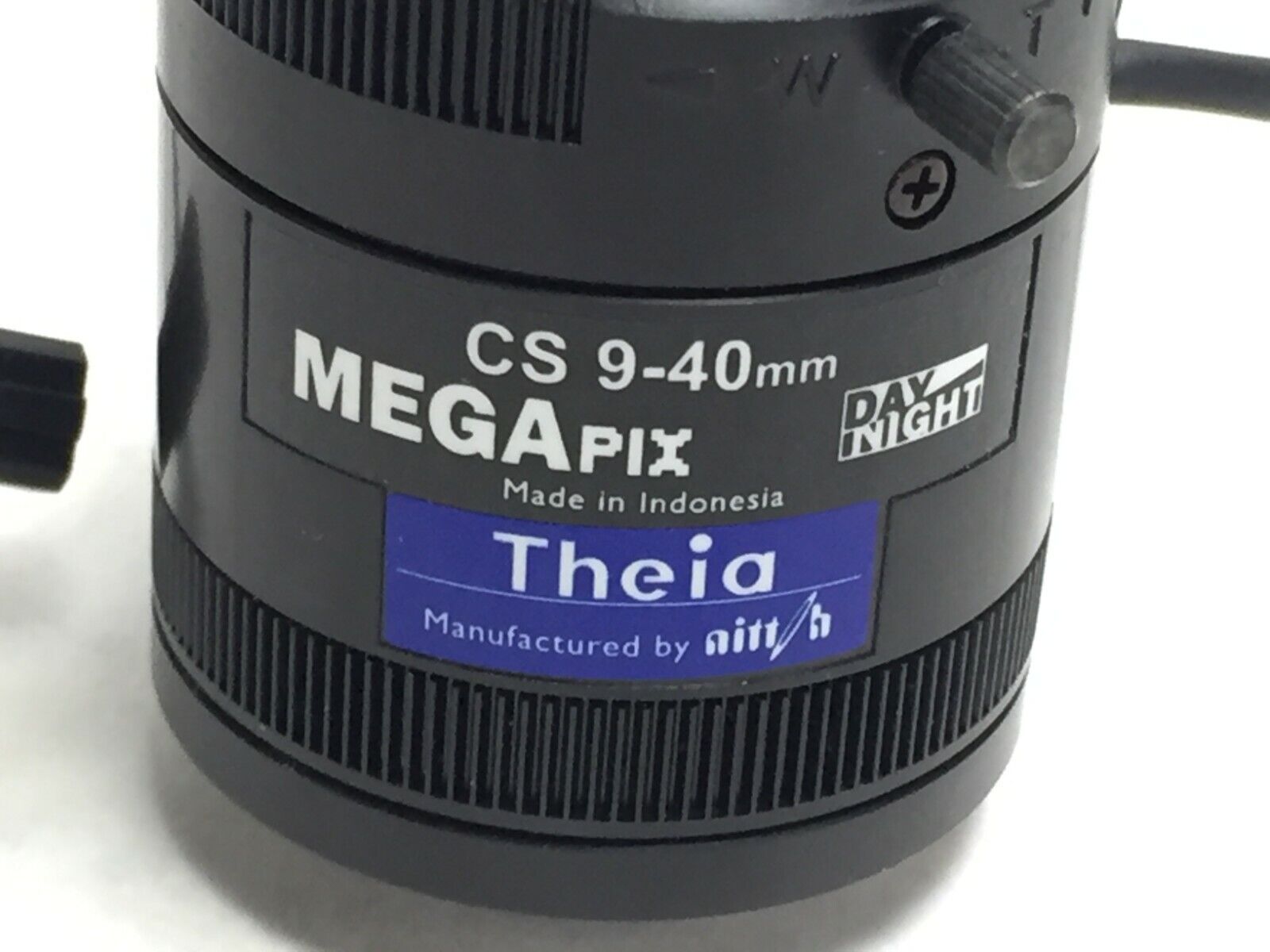 Theia CS 9-40mm MegaPIX  Day Night