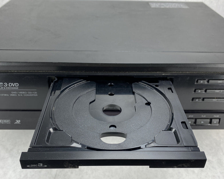 JVC XV-M50BK 3-Disc DVD Player DVD/CD/VCD Player w/Digital Out NO REMOTE
