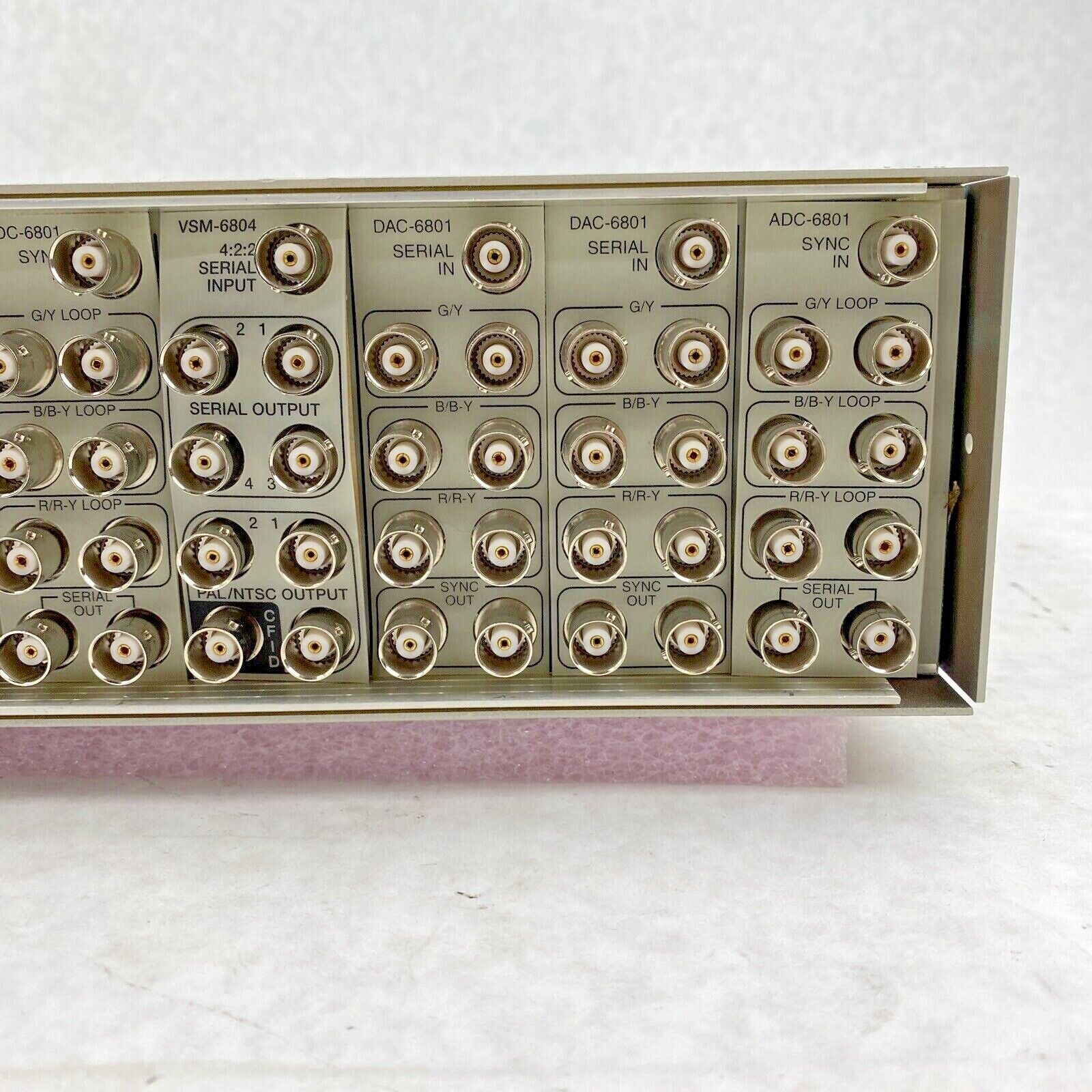 Leitch FR-6804-1 Digital Glue with 8x DDA-5001 Non-relocking DA cards
