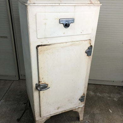 Vintage Westinghouse Refrigerator Fridge Ice Box 24" x 24" x 57"
