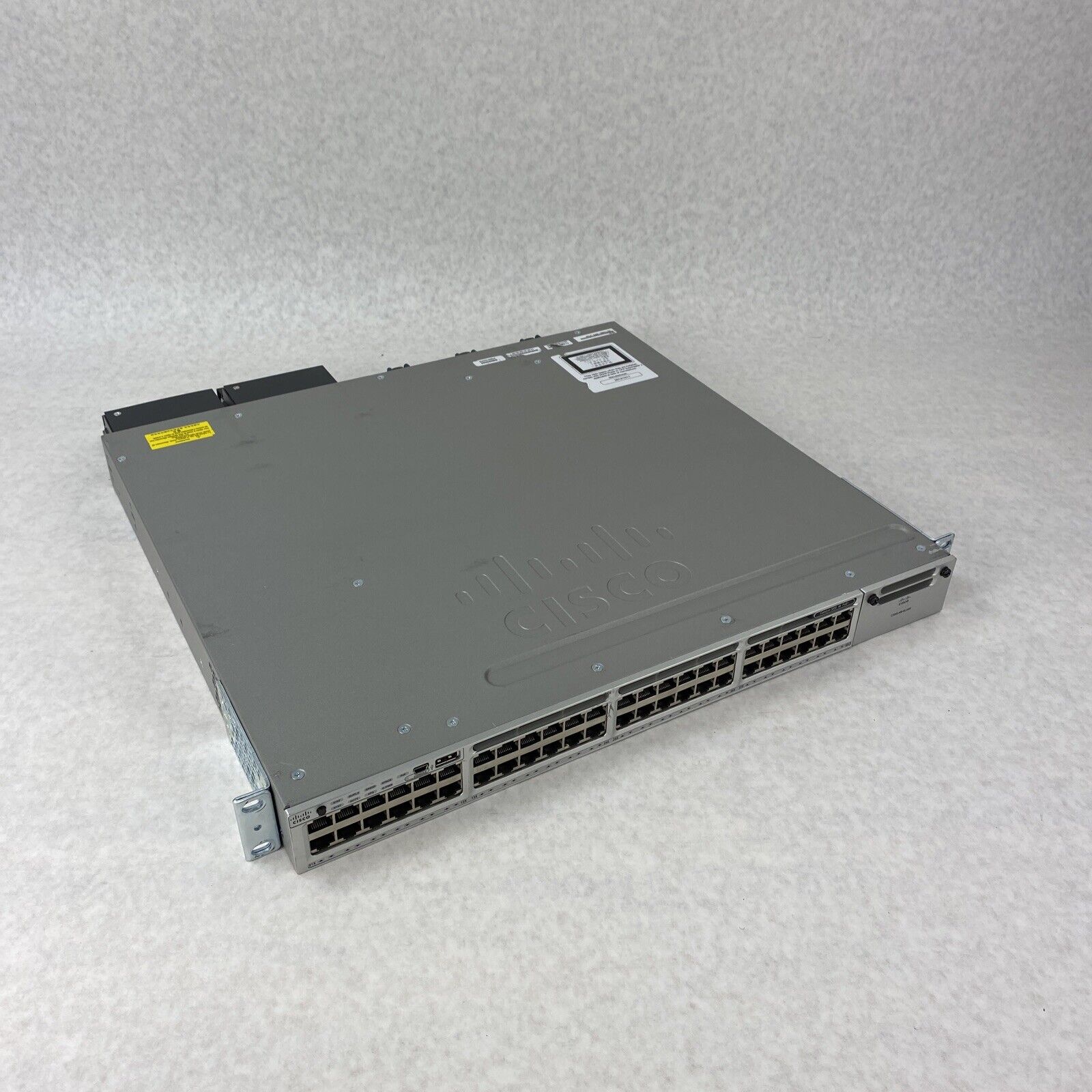 Cisco WS-C3850-48PW-S V04 Catalyst 3850 48 PoE+ LAN Network Switch Two PSU