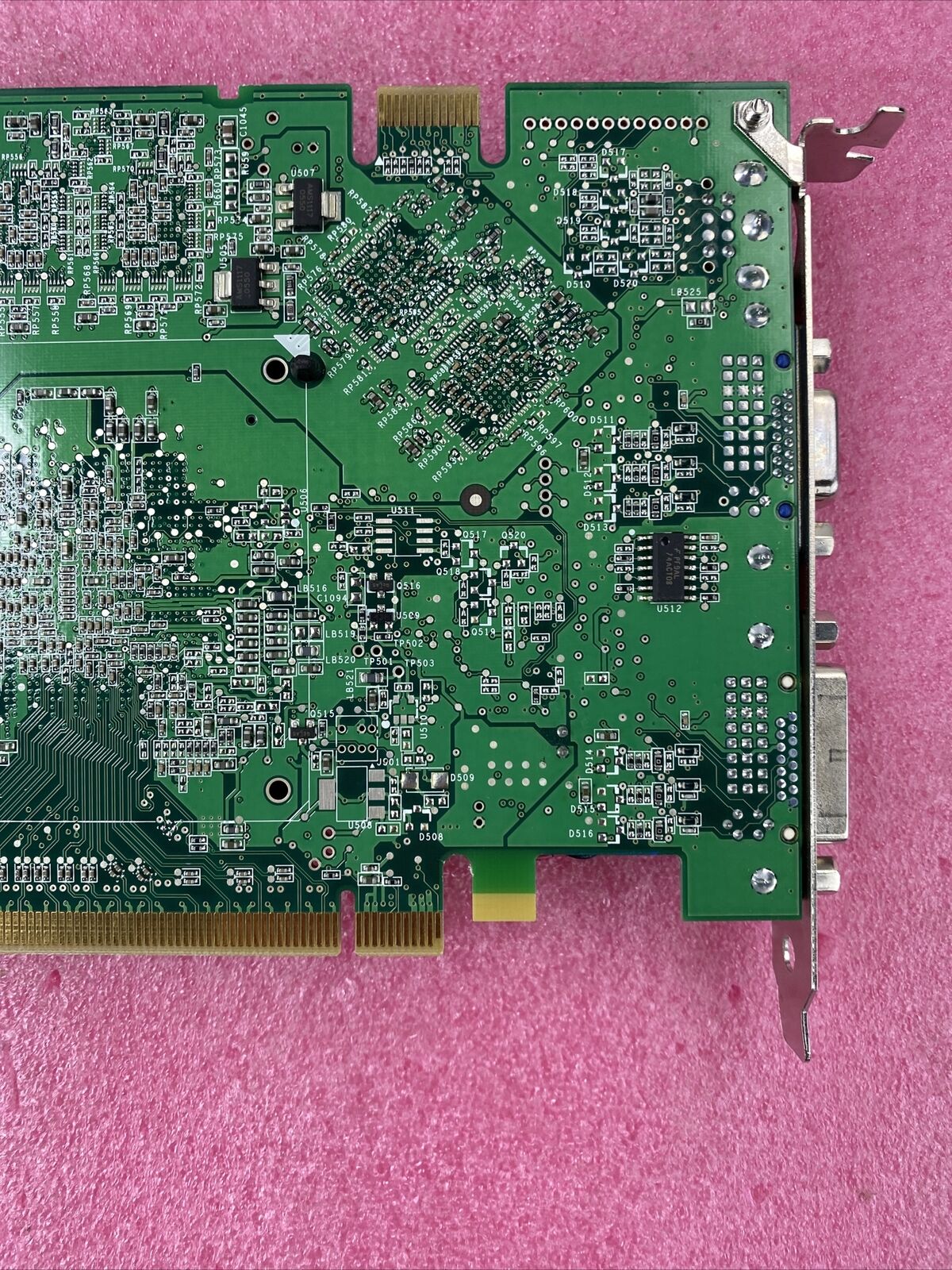 Nvidia 0MG229 Geforce 6 Series P260 VGA S-Video DVI PCIe Video Graphics GPU