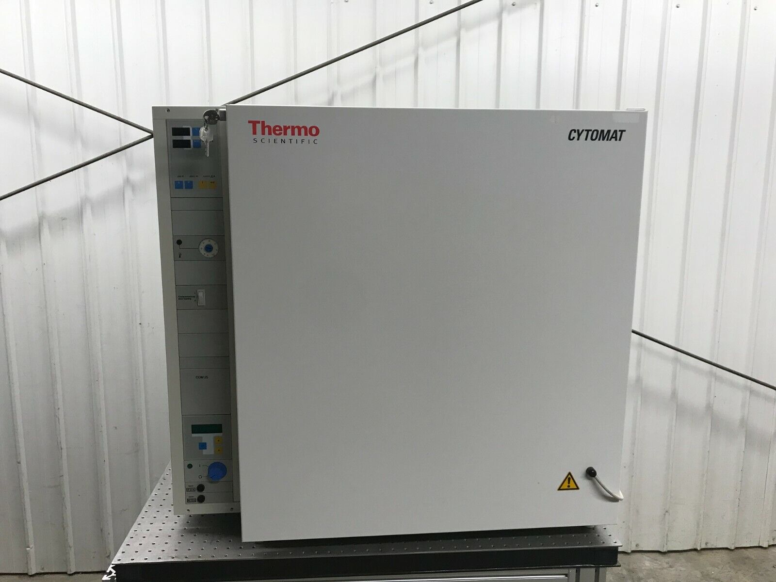 Thermo Electron Scientific Cytomat 6000 K Automatic Laboratory Incubator System