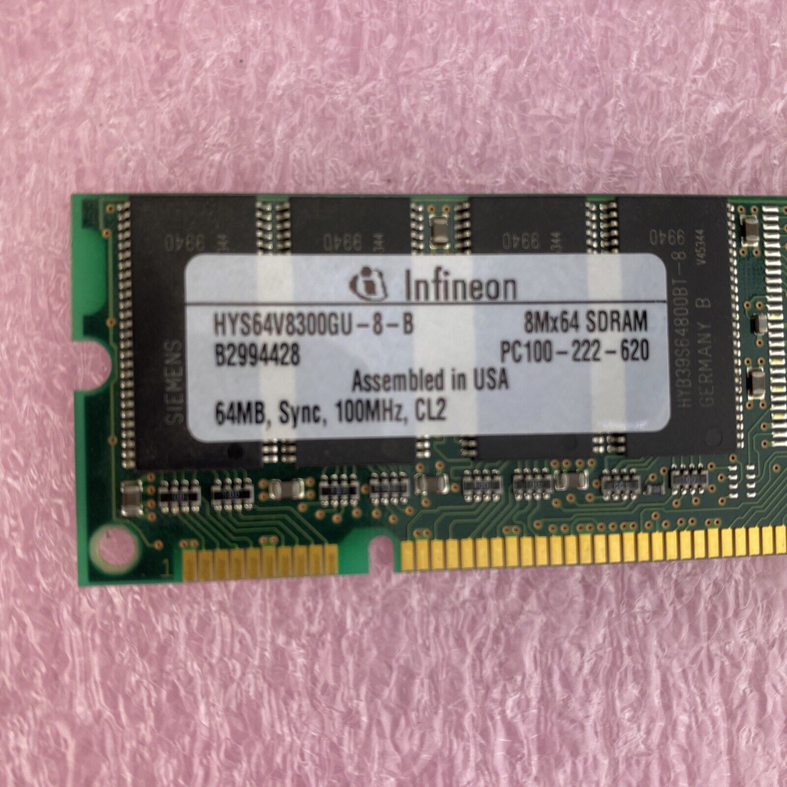 64MB Infineon HYS64V8300GU-8-B 168p PC100 CL2 100MHz 8Mx64 DIMM SDRAM USAmade