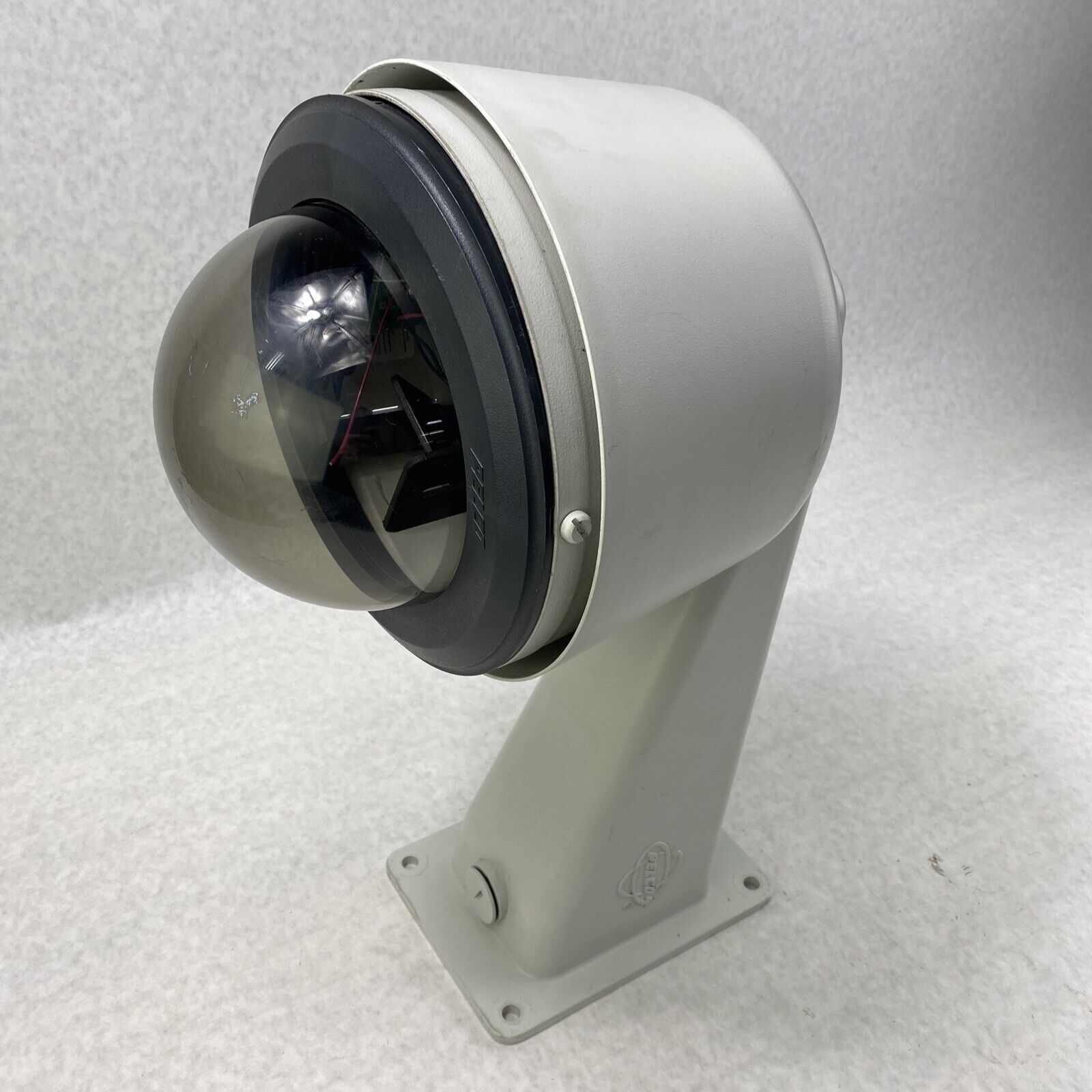 Pelco DF5-PG-E1 Pendant security camera housing smokey dome w/ IWM-GY wall mount