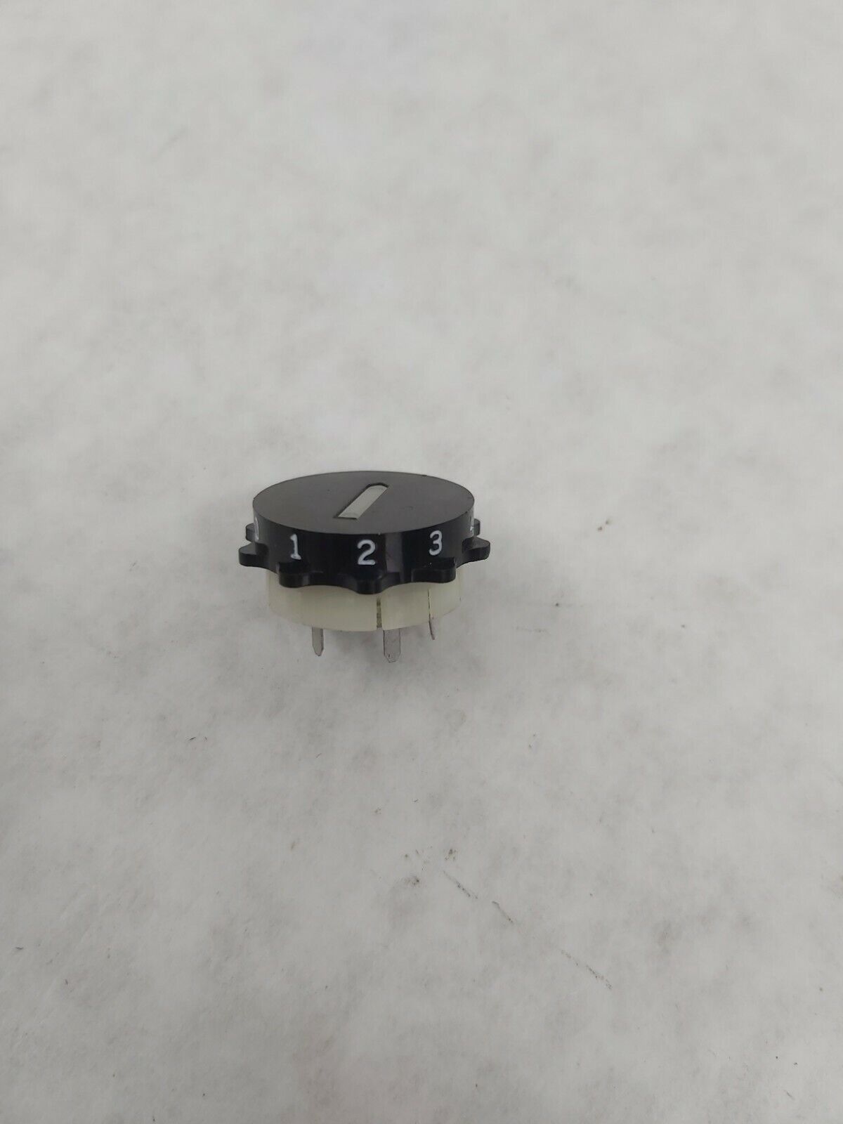 TE Connectivity / AMP Brand 435128-1 Switch
