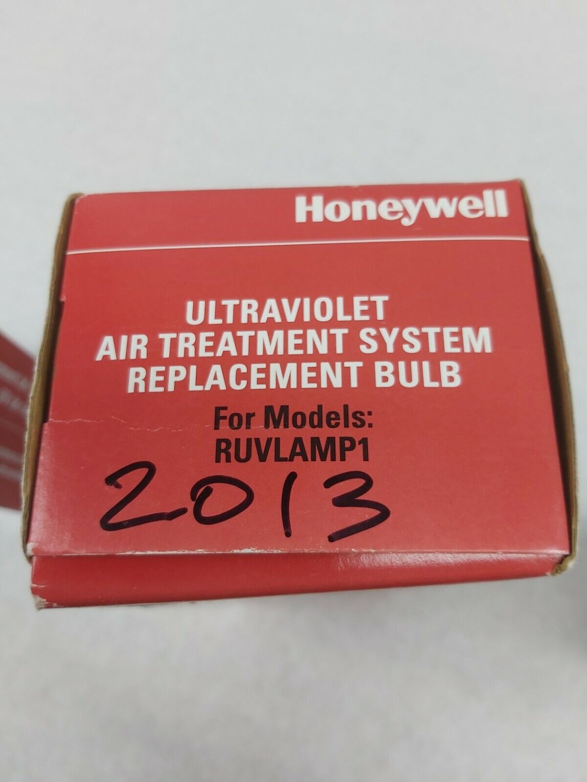 Honeywell RUVLAMP1 - Ultraviolet Air Treatment System Replacement Lamp