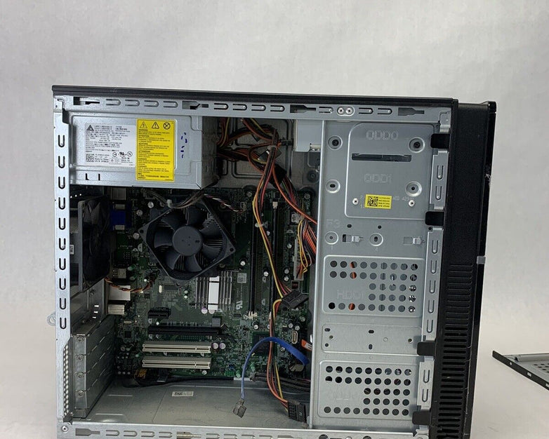 Dell Vostro 220 MT Intel Core 2 Quad Q8300 2.5GHz 4GB RAM No HDD No OS