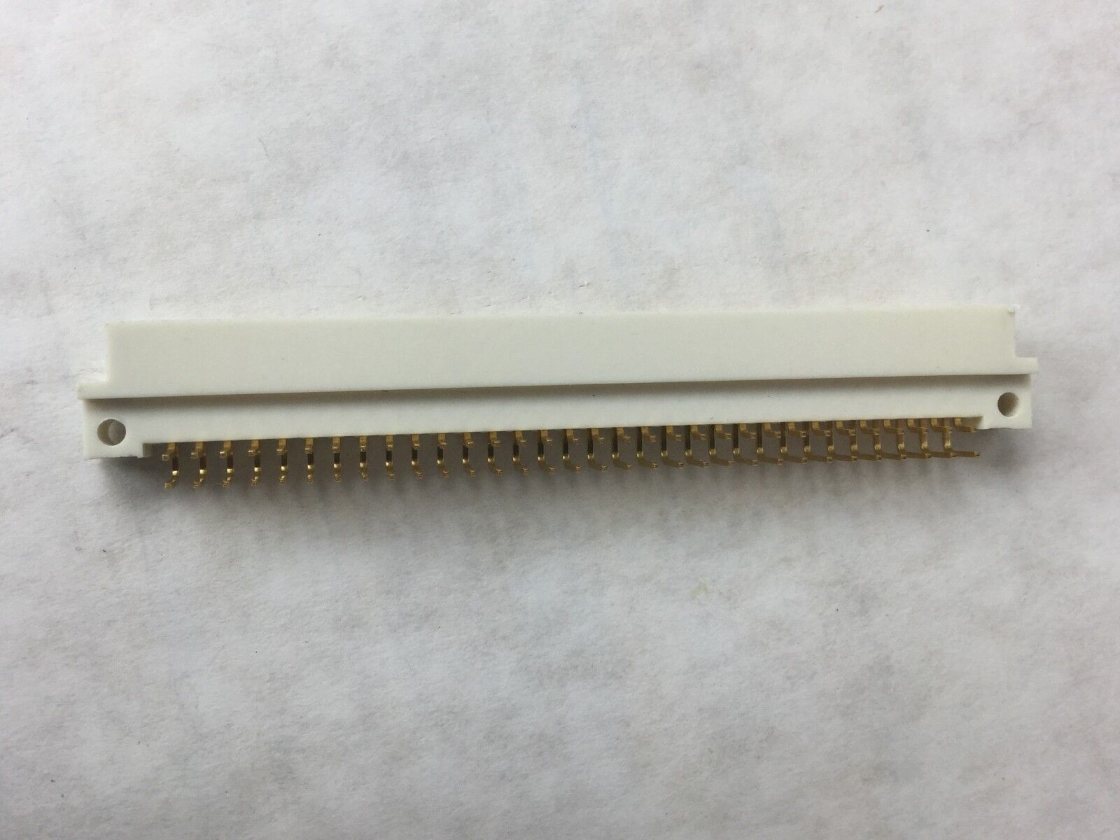 ELCO I 8257 Connector, NEW,