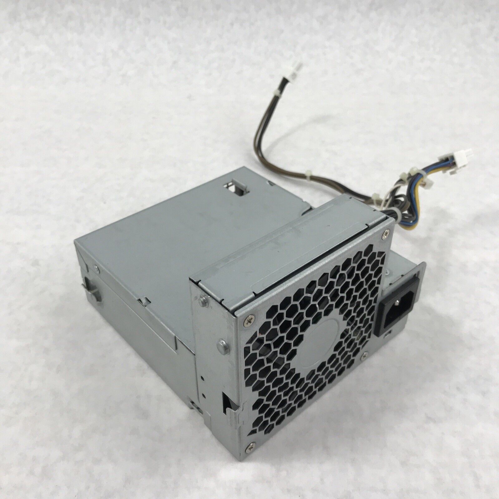 (Lot of 3) HP 503375-001 240W 240V 60Hz Power Supply