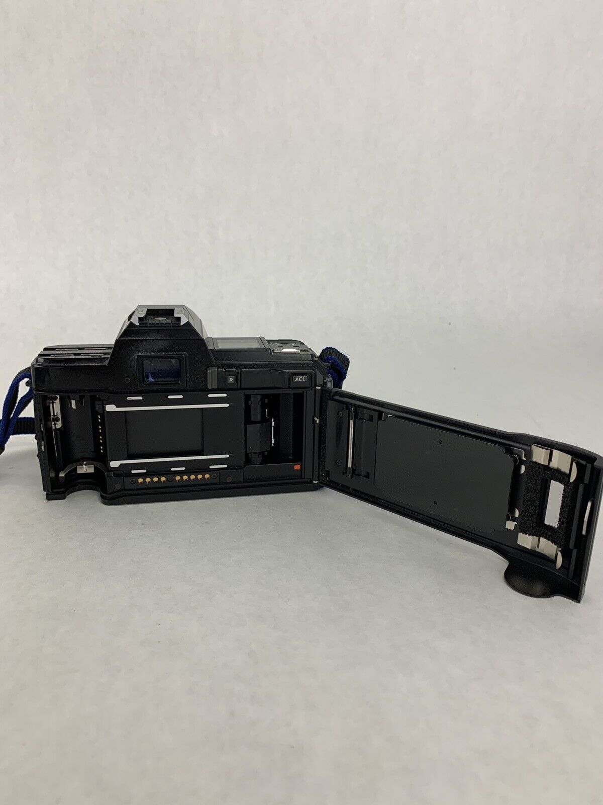 Minolta Maxxum 7000 Film Camera w/ 35-70mm AF Zoom Lens Parts and Repair