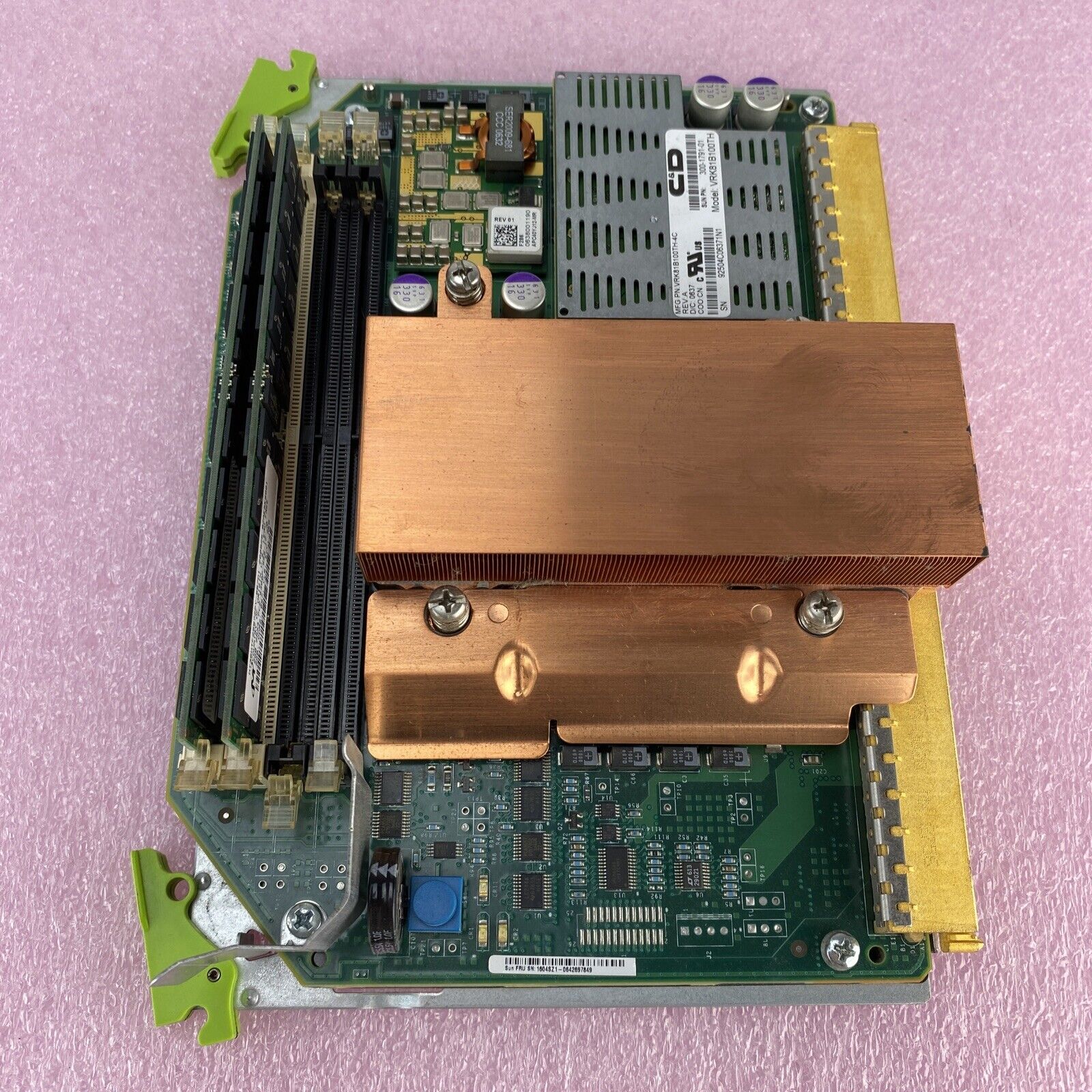 Sun Memory Module For X4600 M2 Server 541-1835-02 2.6GHz Opteron 8218 Dual Core