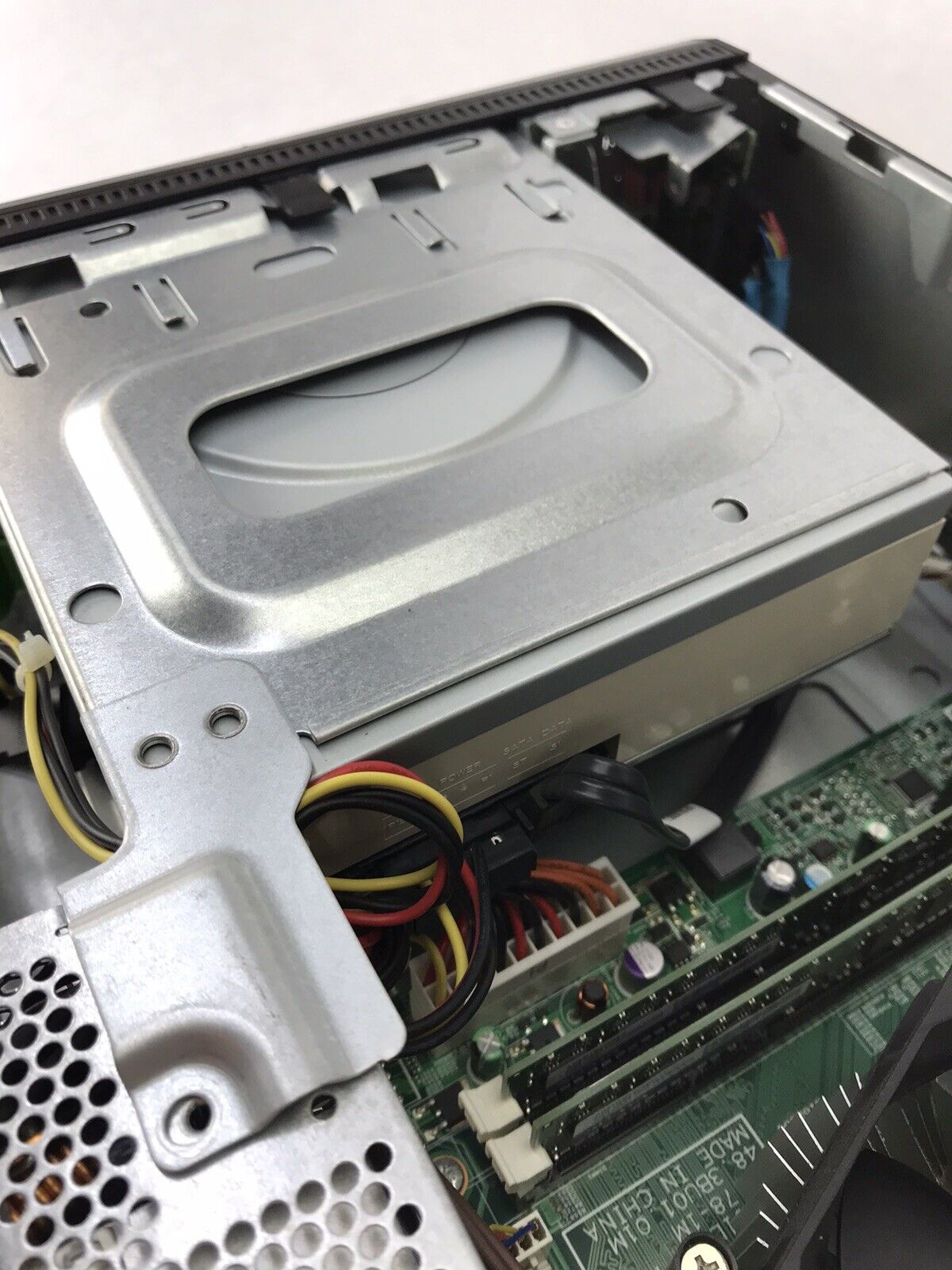 Acer Veriton X2110 SFF AMD Athlon II X2 260 CPU @ 3.20GHZ 4GB RAM No HDD No OS