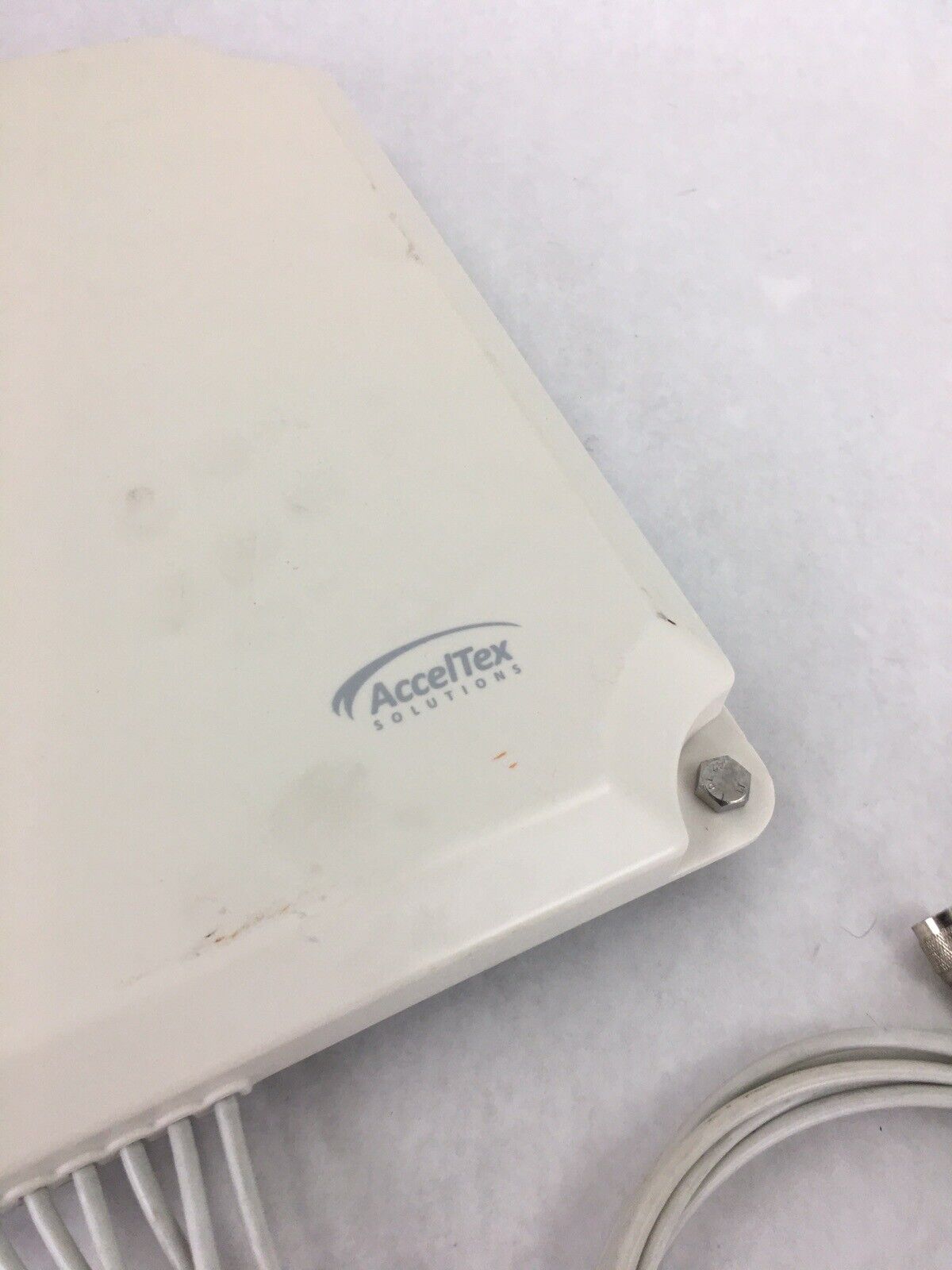 Acceltex 2.4/5GHz Patch With 6x Antenna Cables ATS-OP-2415-13-6RPTP-36