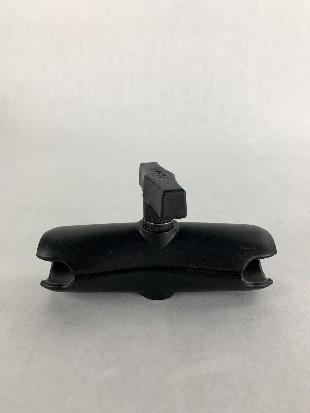 RAM Mount  1.5" Ball Plate Long Surface Screw Down Mount 6"