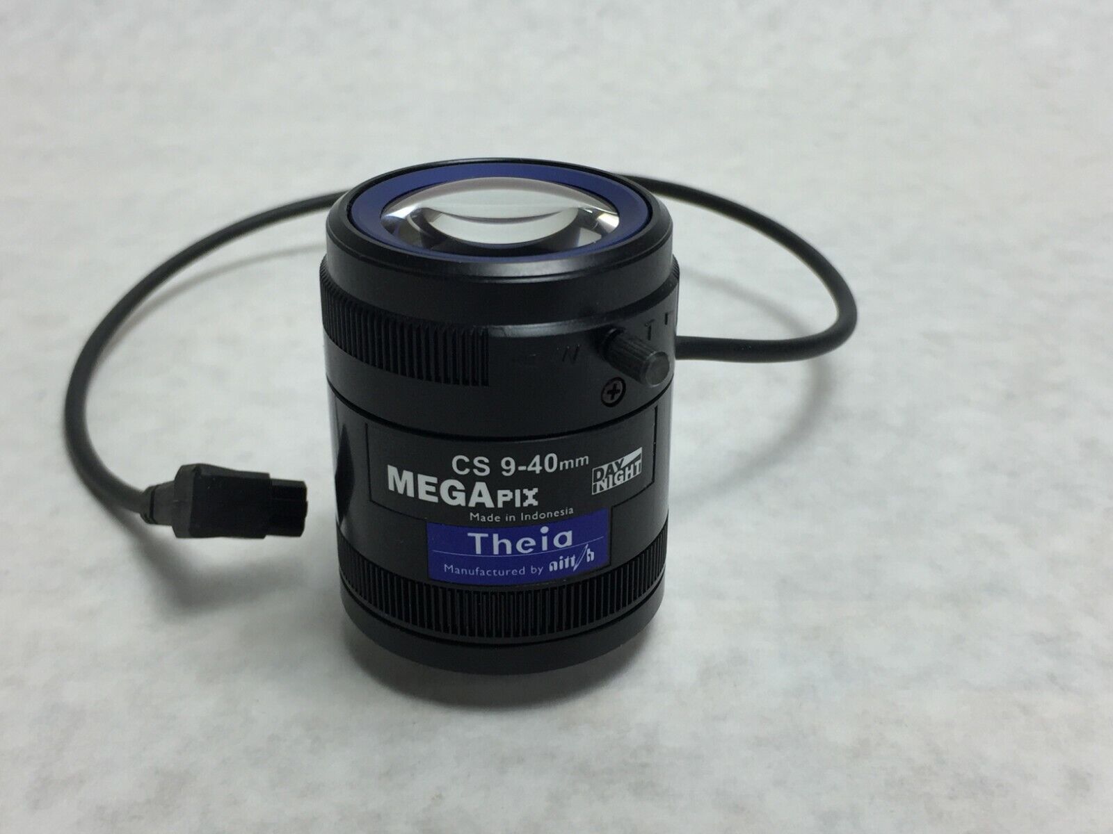 Theia CS 9-40mm MegaPIX  Day Night
