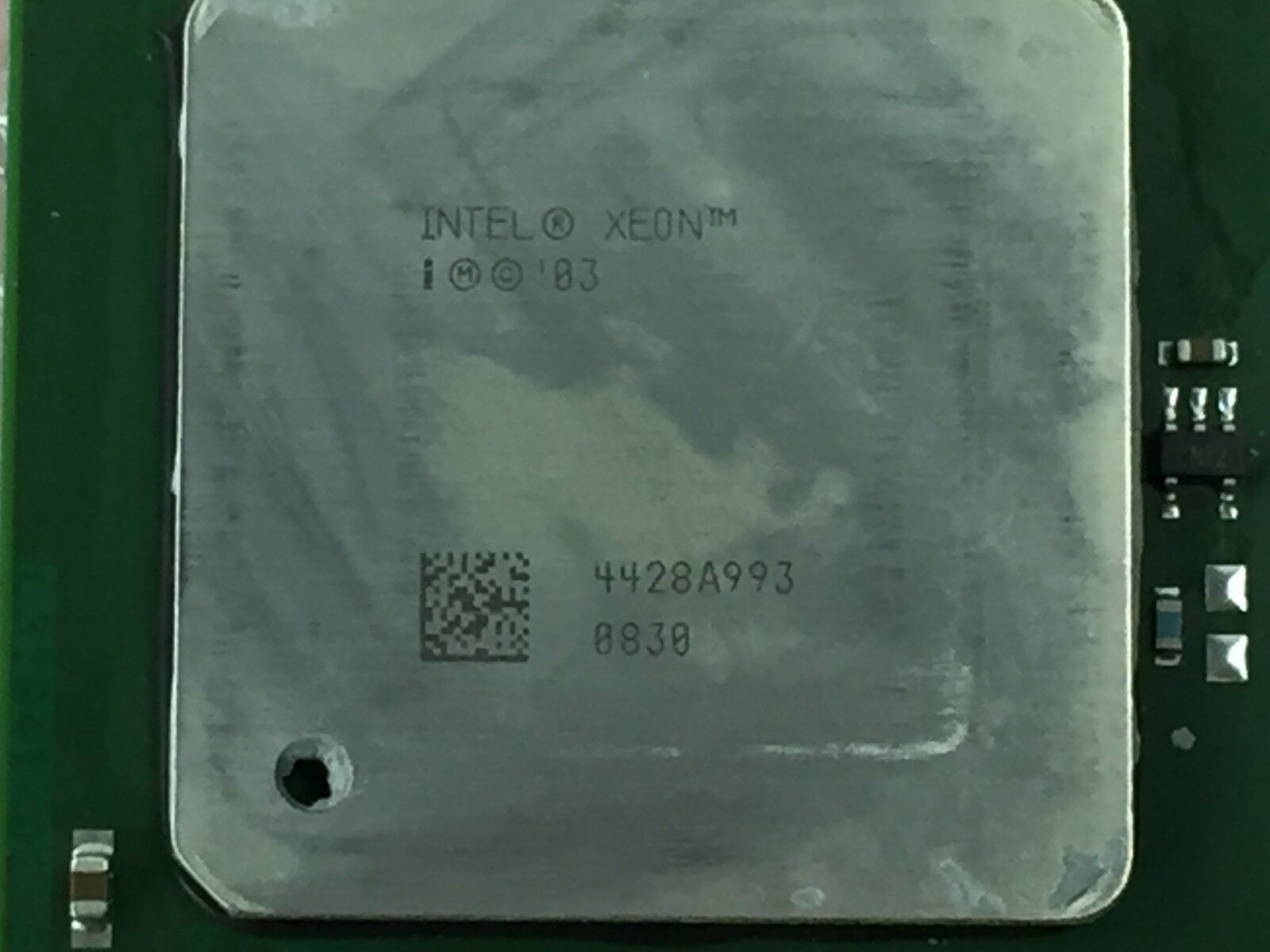 INTEL XEON 3200DP/IM/800 PROCESSOR out of 2400 Server