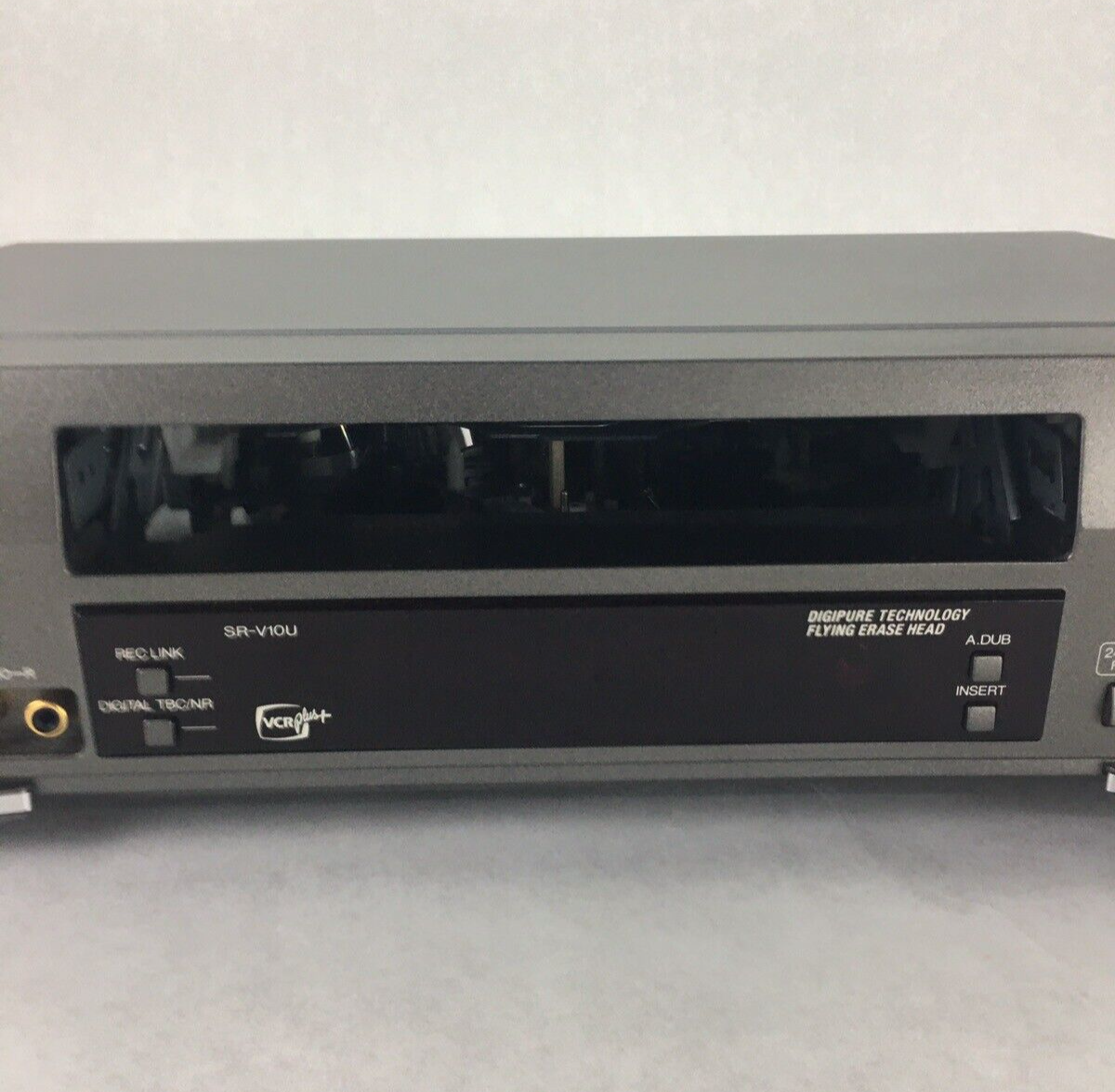 JVC SR-V10U Super VHS Professional Stereo VCR Player Recorder for Parts & Repair
