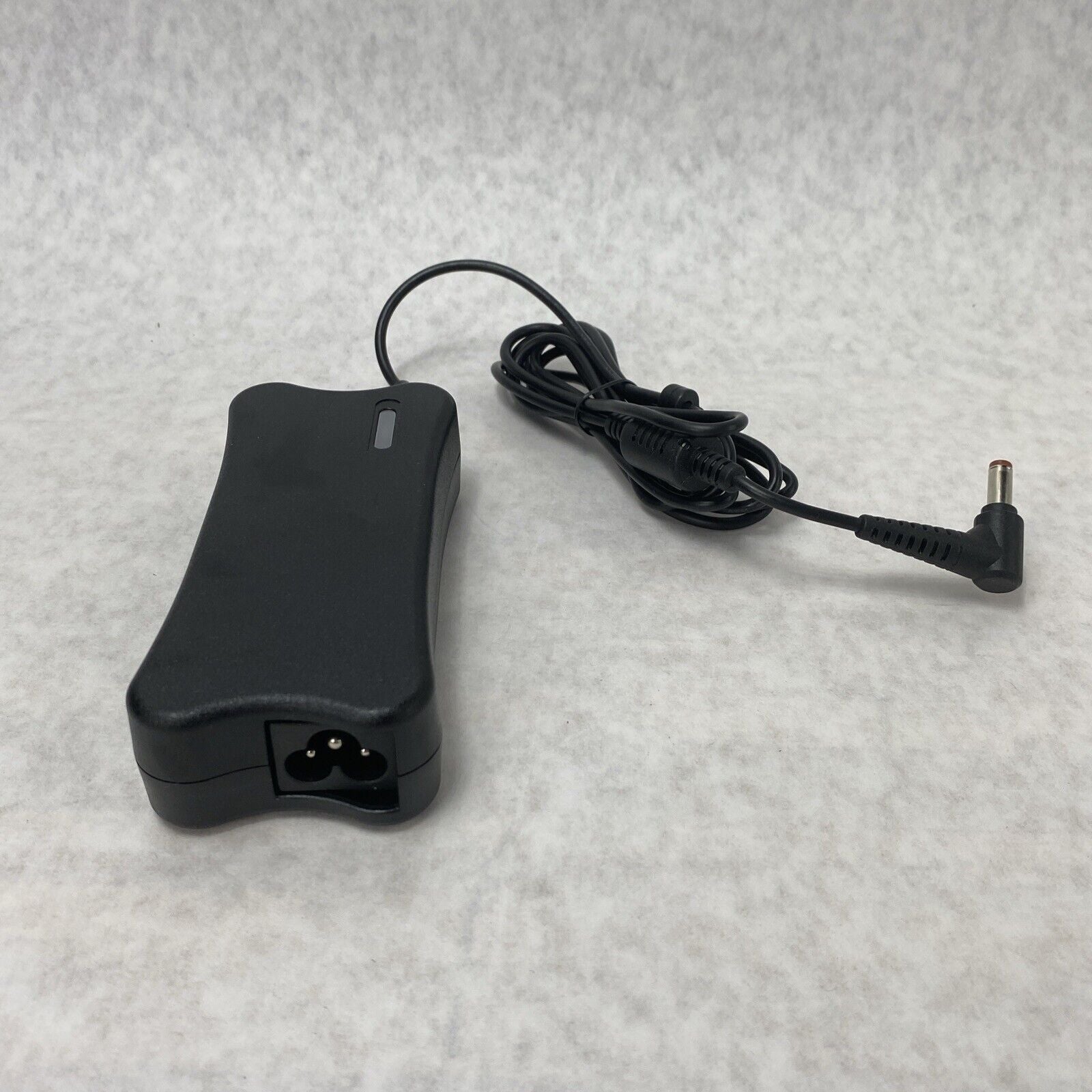 Genuine Lenovo ADP-65YB D 65W 20V 3.25A AC/DC Adapter Laptop Charger