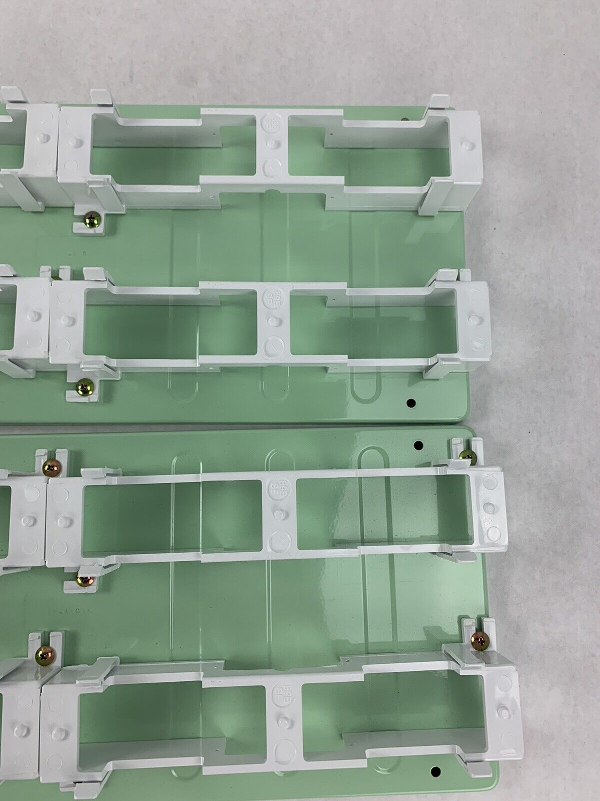 Box new GREEN BACKBOARD 183 A 2