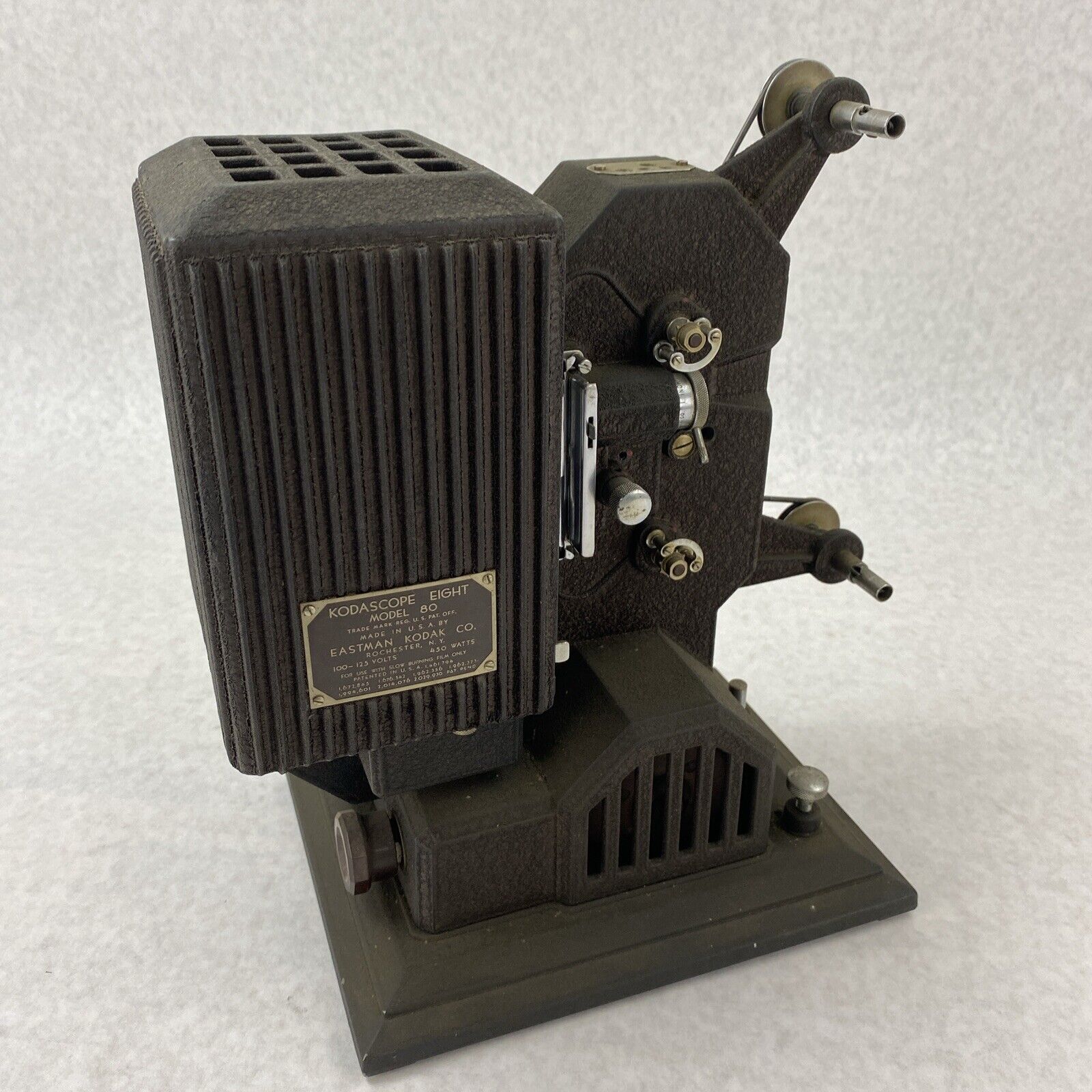 Vintage Kodak Kodascope Eight Model 80 8mm Slow Burning Film Projector
